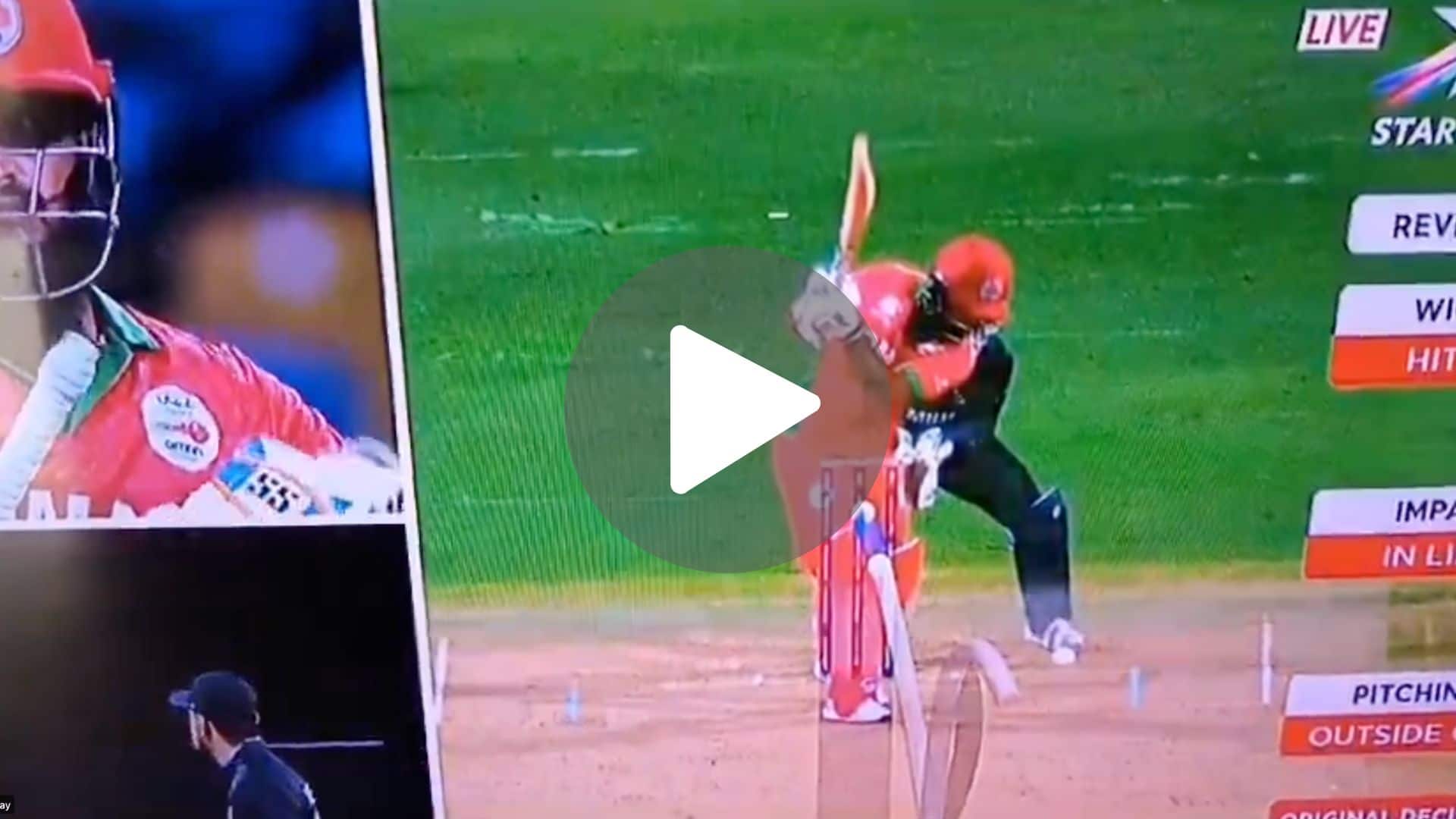 [Watch] Gerhard Erasmus 'Captains Like MS Dhoni' As Scholtz Traps Zeeshan Maqsood With A Beauty