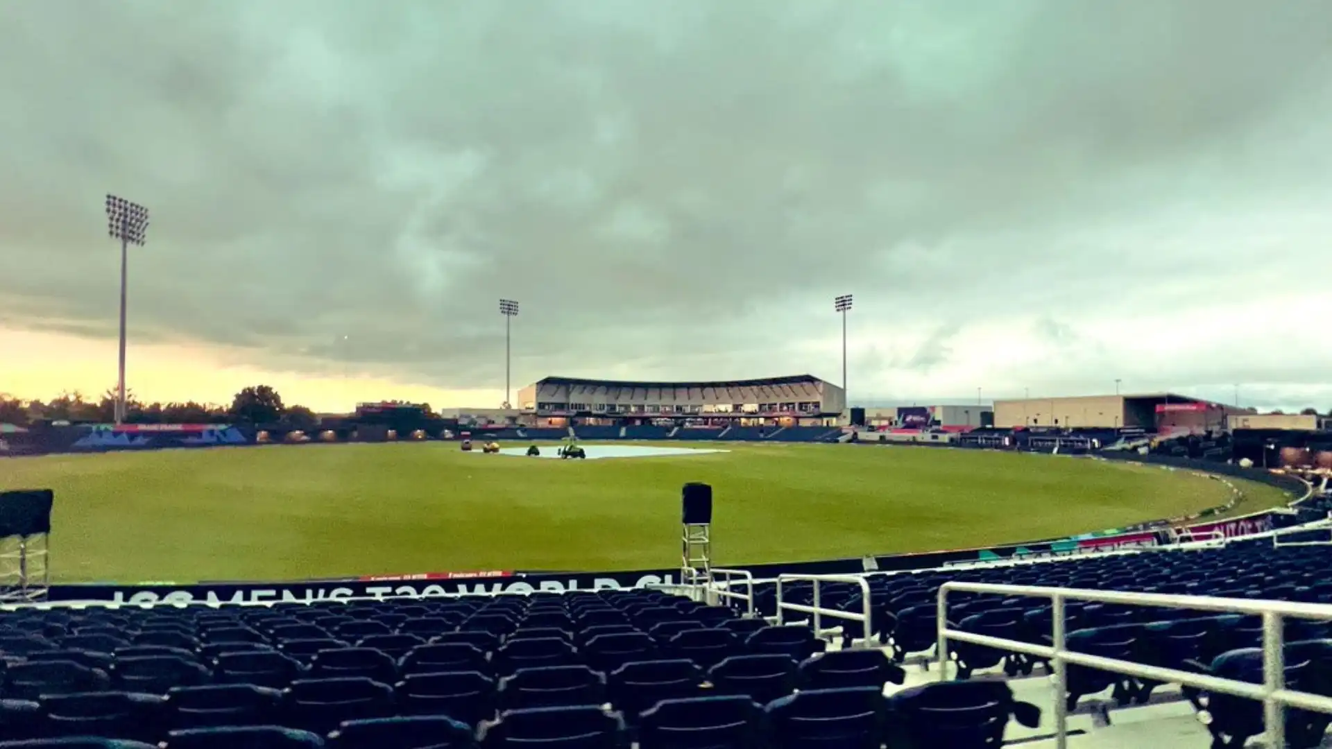 Grand Prairie Stadium, Dallas [X]
