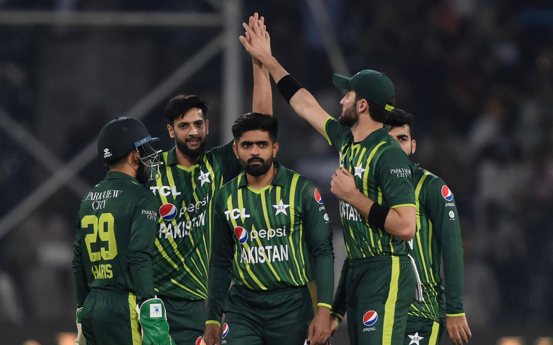 Injured Imad Wasim missed the first match for Pakistan in T20 World Cup 2024 (X.com)