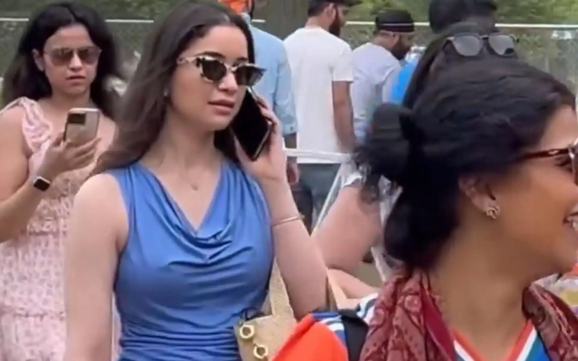 virat kohli con sara tendulkar