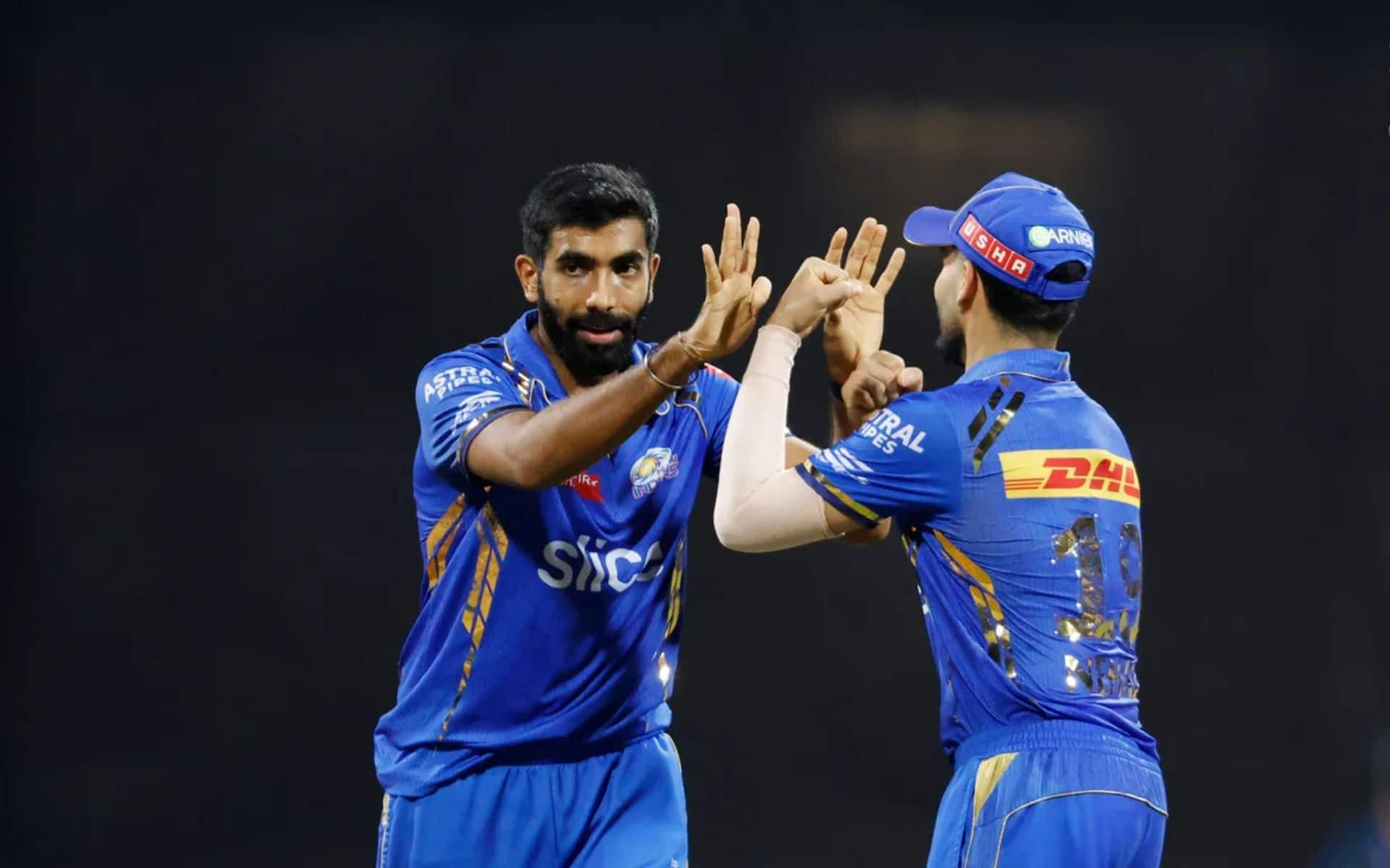 Jasprit Bumrah plays for Mumbai Indians in IPL [IPLT20.com]