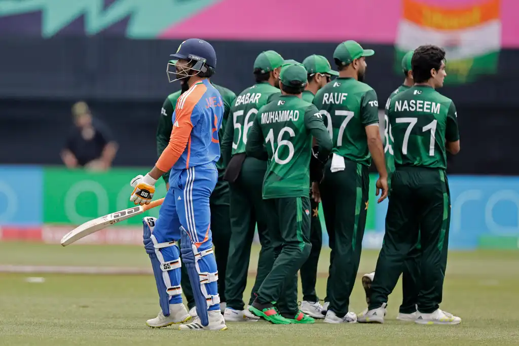 Did Former Legends Accuse This Pakistan Player Of Fixing IND Vs PAK?