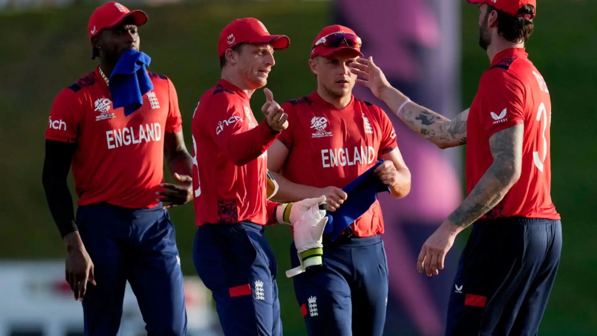 ENG fought hard for a Super Eights place [AP]
