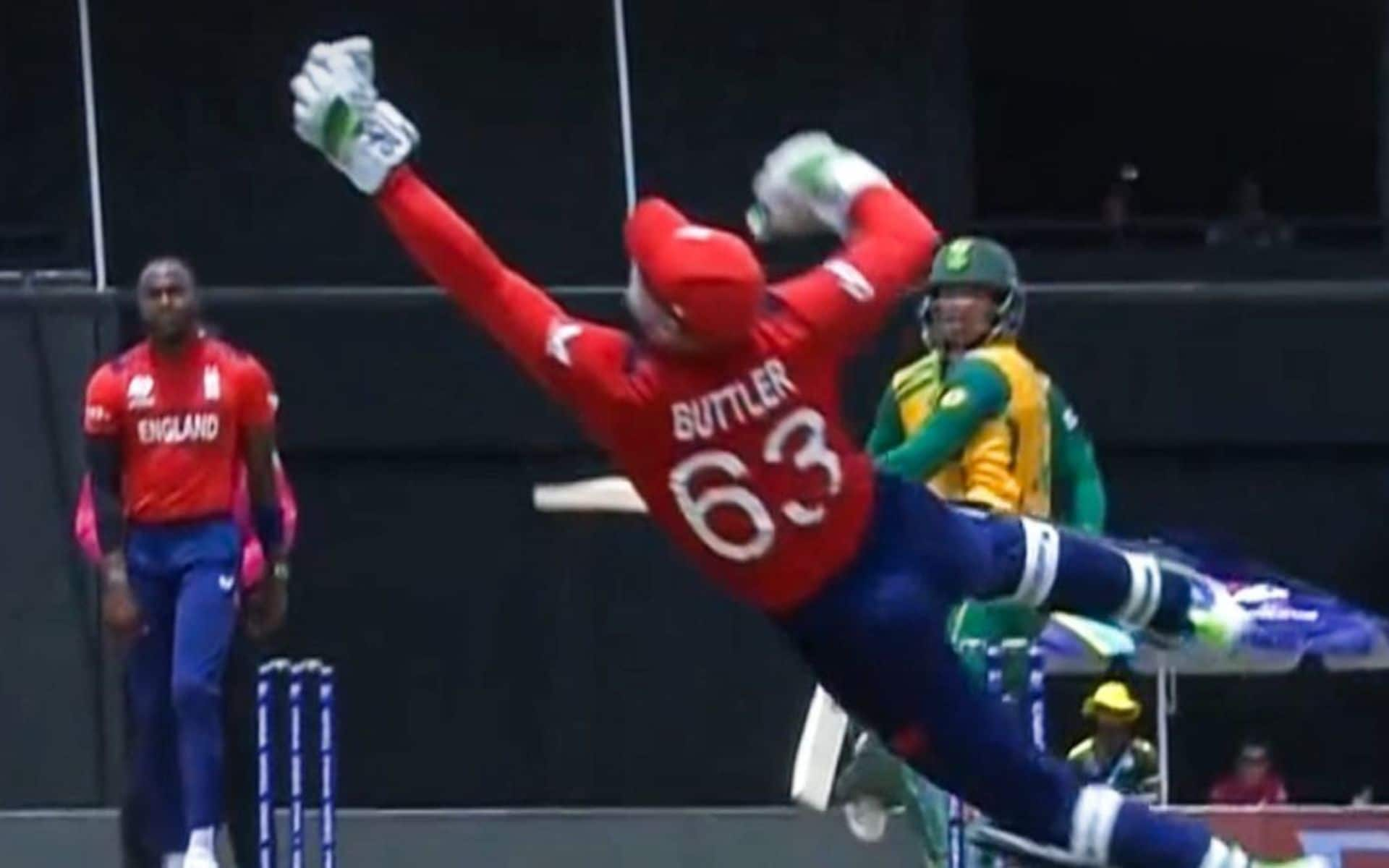 Jos Buttler's catch of Quinton de Kock (X.com)