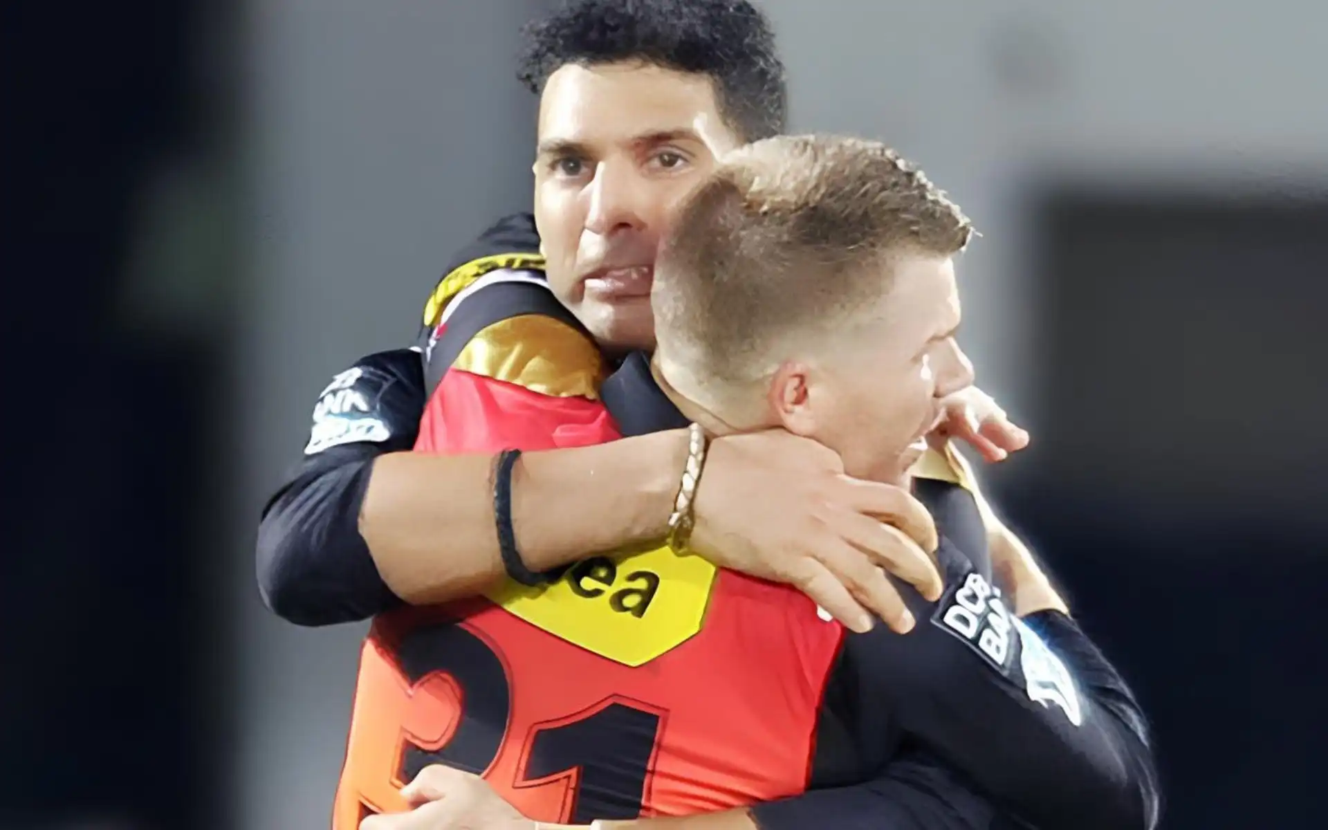 Yuvraj Singh and David Warner [X.com]