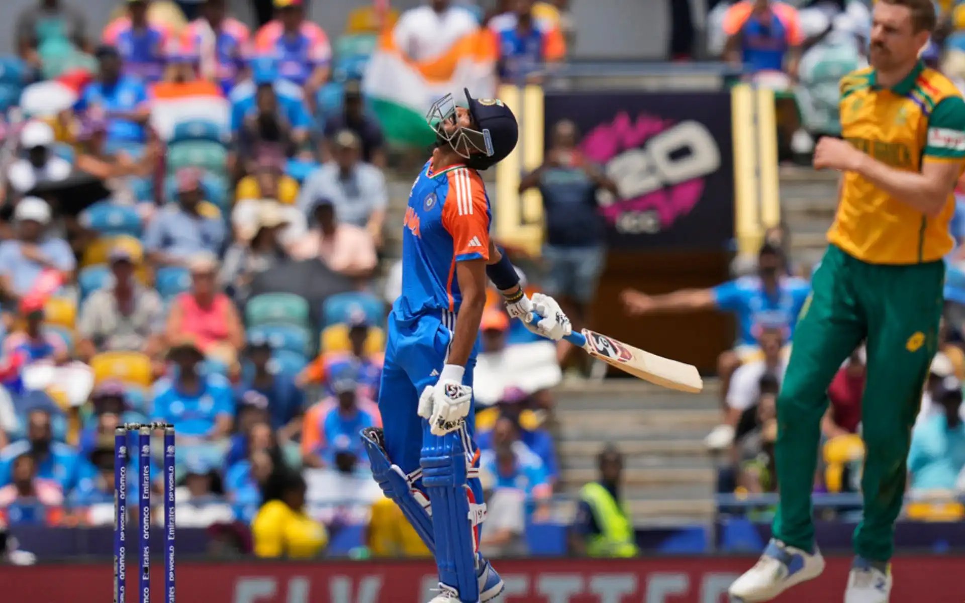 Axar Patel departs [AP]