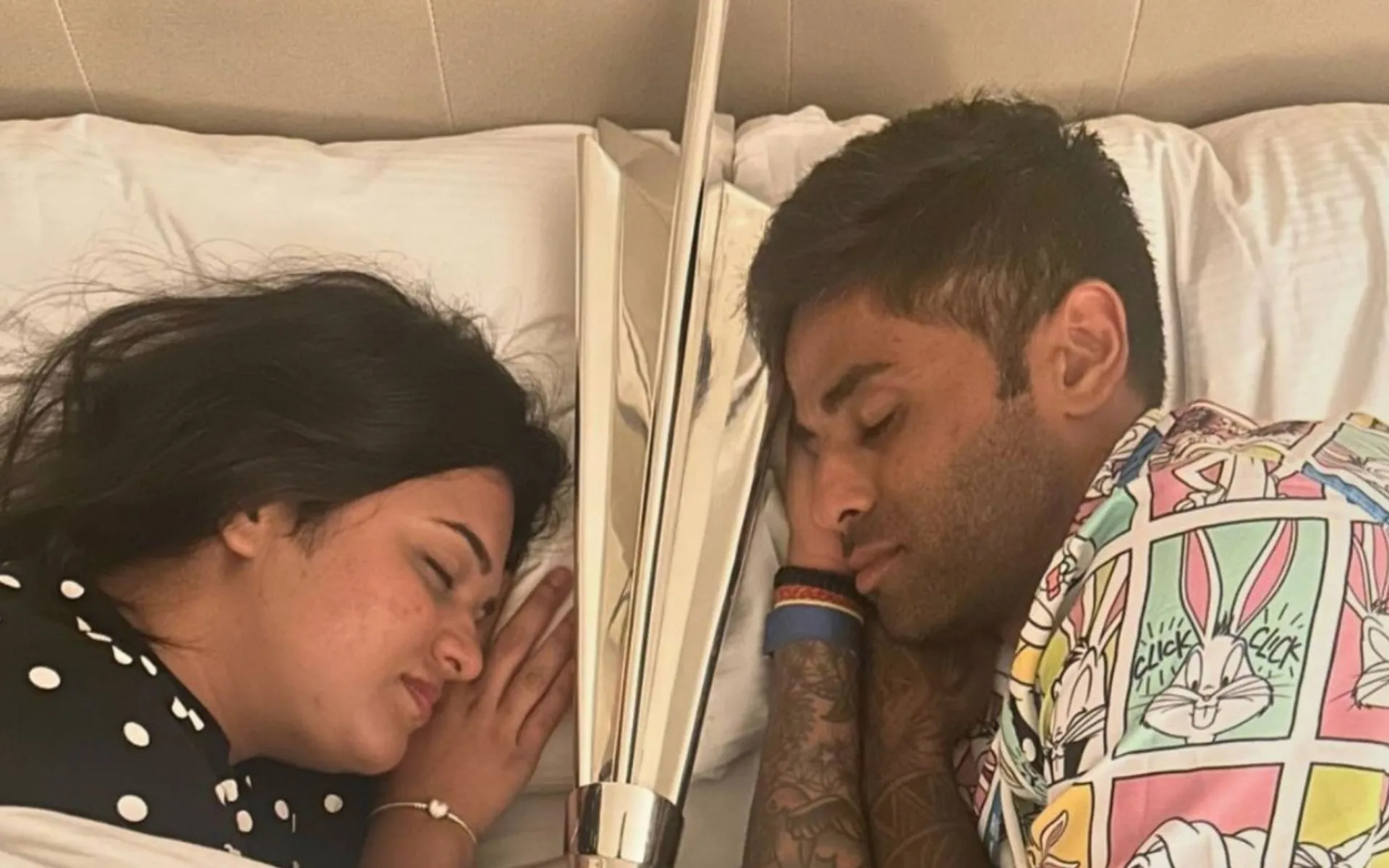 Suryakumar Yadav and his wife Devisha Shetty (X.com)