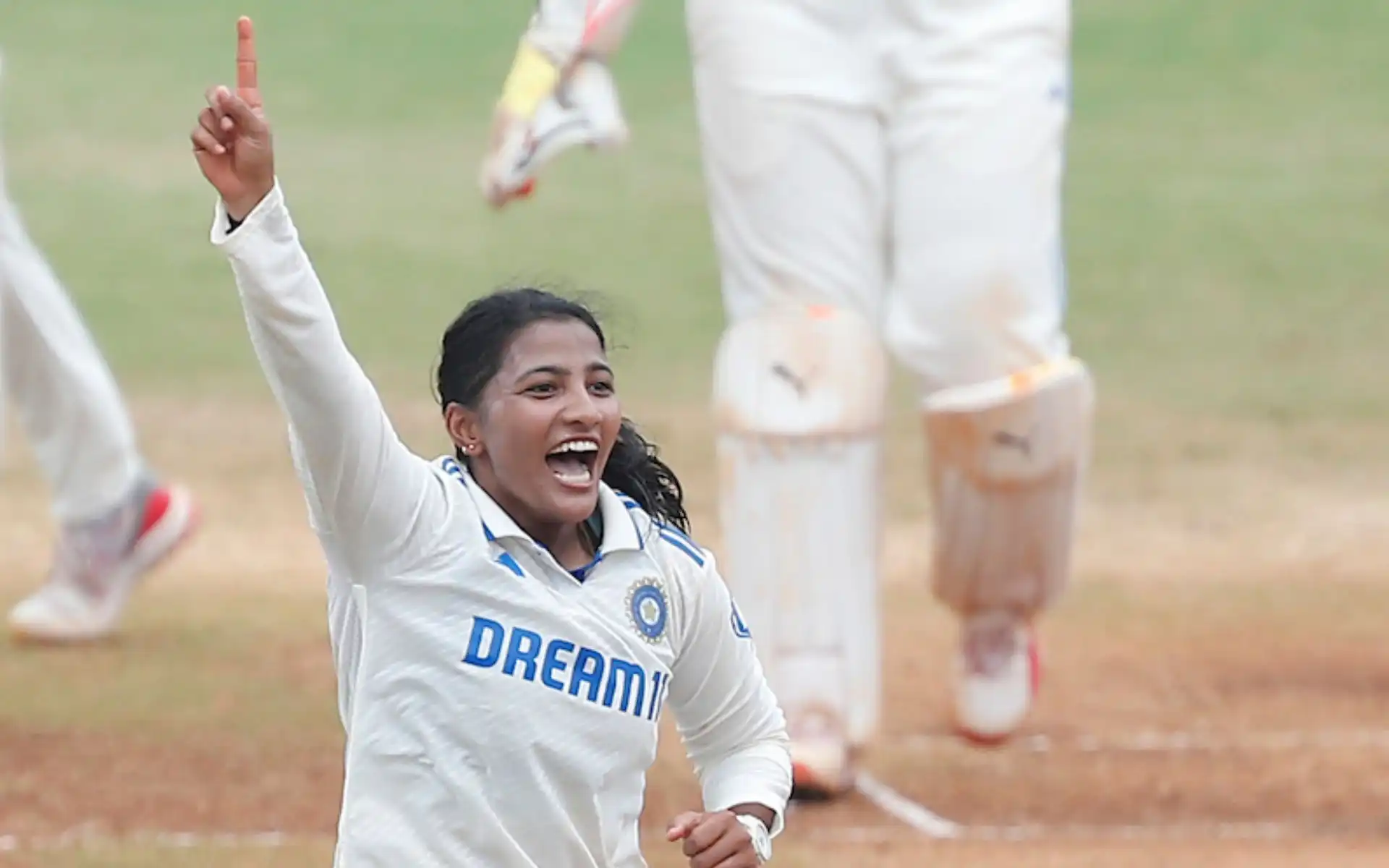 Sneh Rana bags a legendary 10-fer vs SA in Chennai (x.com)