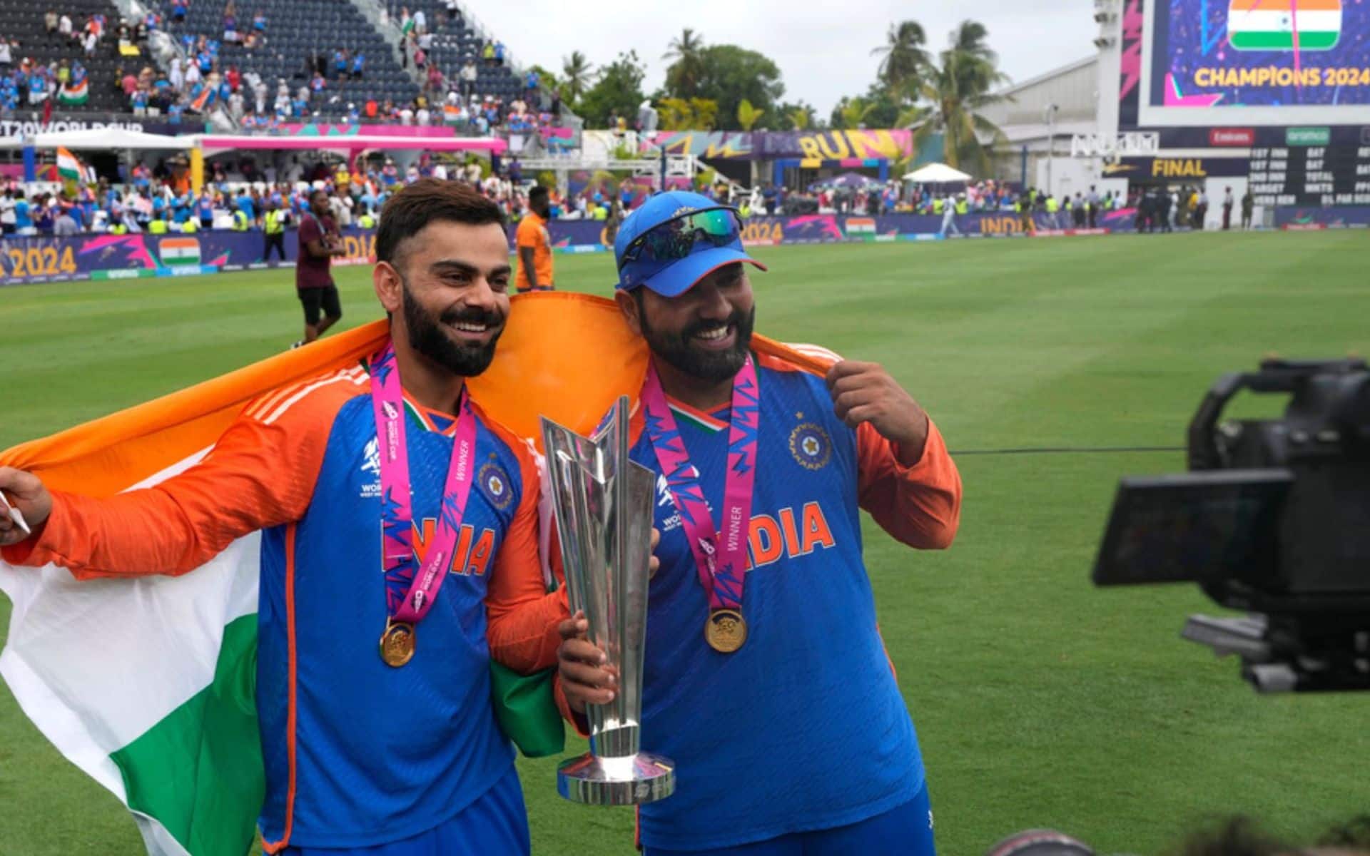 Virat Kohli and Rohit Sharma with the 2024 T20 World Cup trophy (AP)