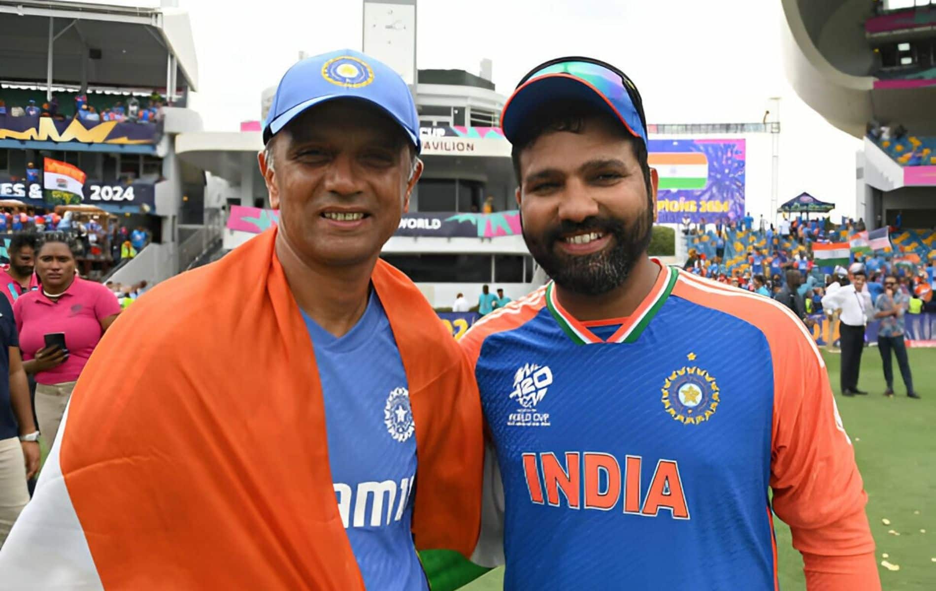 ICC T20 विश्व कप जीतने के बाद राहुल द्रविड़ ने भारतीय कोच का पद छोड़ा (X)