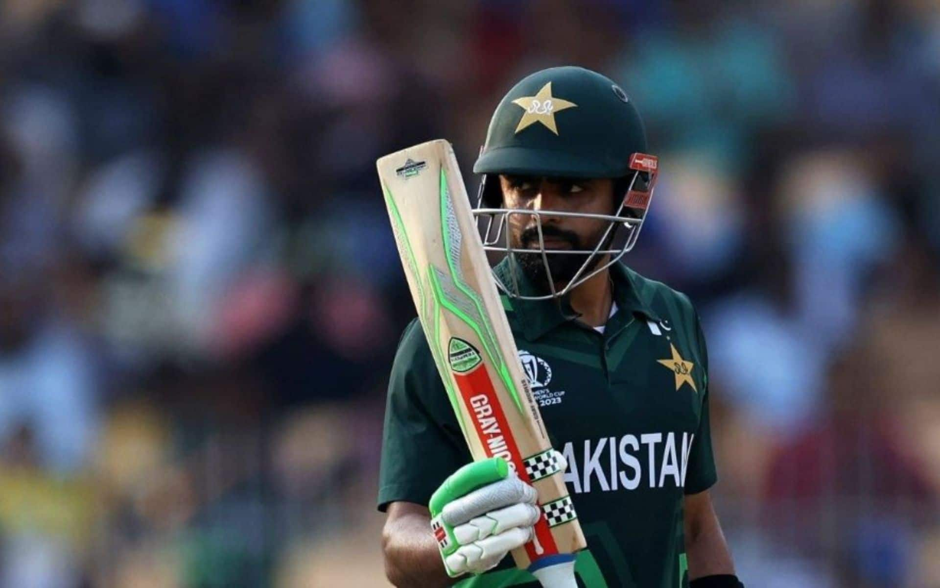 Babar Azam melted hearts with fullfiling wish of young fans (x)