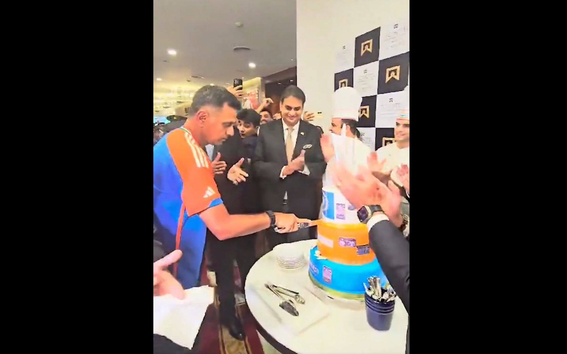 Rahul Dravid cutting a special cake at Delhi's ITC Maurya (X.com)