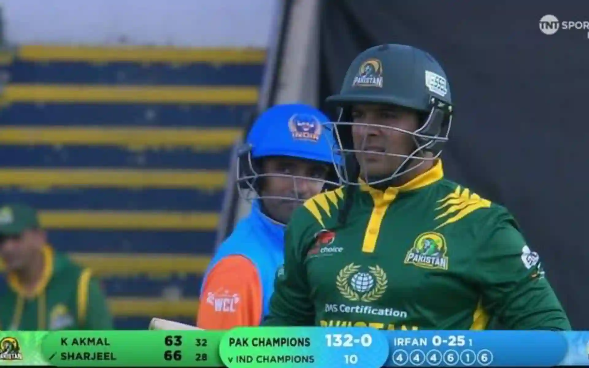 Kamran Akmal, Sharjeel Brutally Hammers IND Legends; Post 243 Runs Batting First
