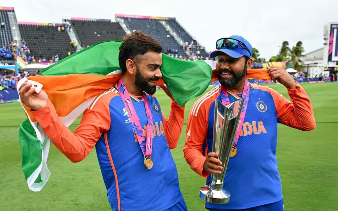 Virat Kohli, Rohit Sharma celebrating final T20 WC victory together (X.com)