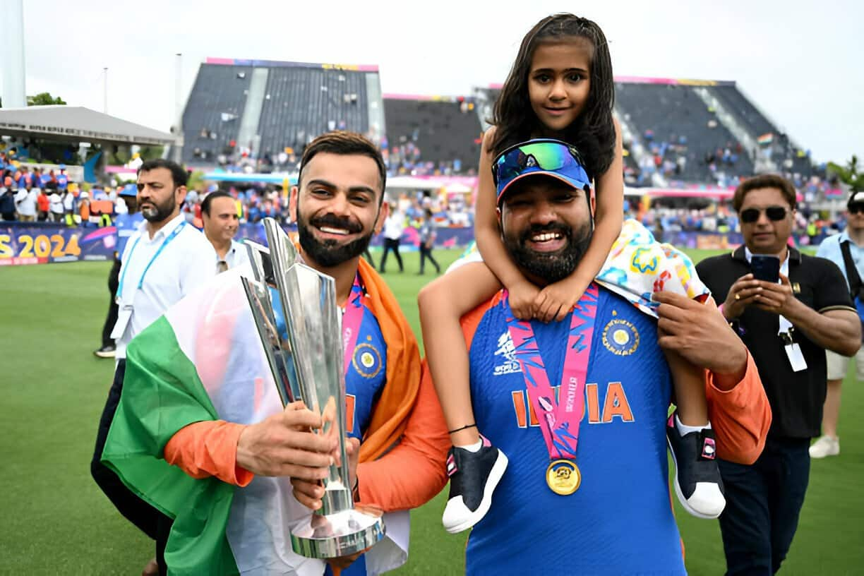 Rohit Sharma alongside hi daughter and Virat Kohli [X]
