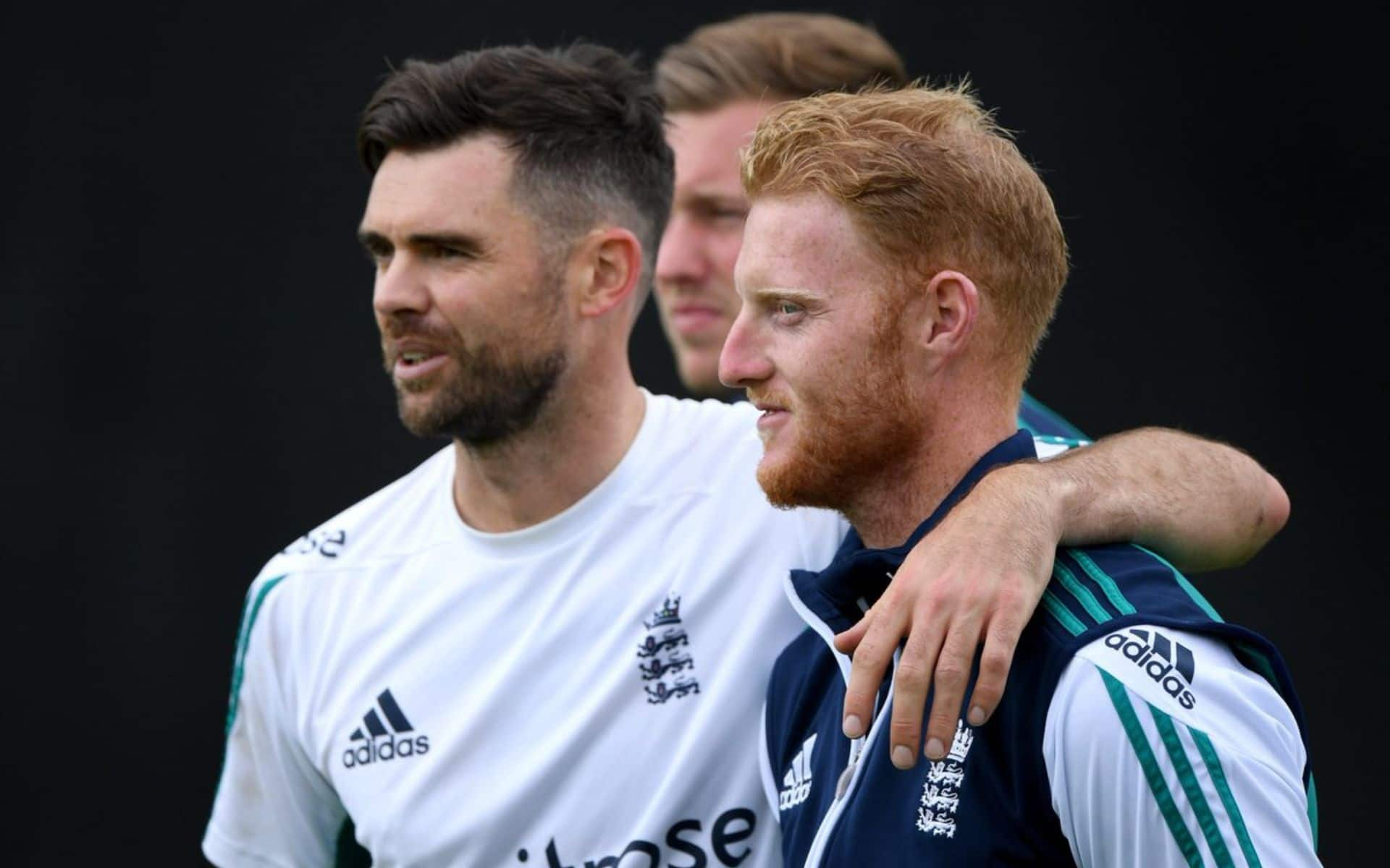 James Anderson with Ben Stokes (X.com)