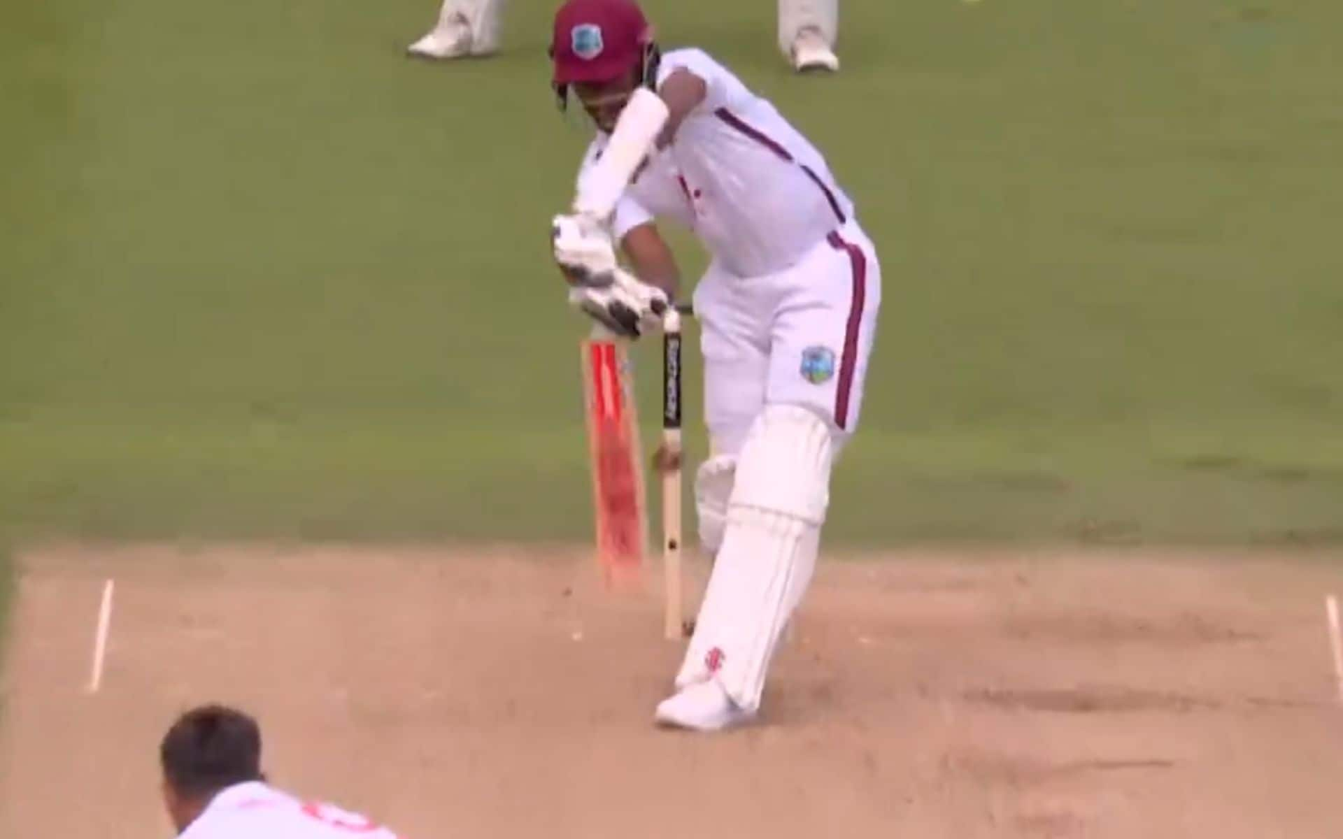 James Anderson knocking over Brathwaite (X.com)