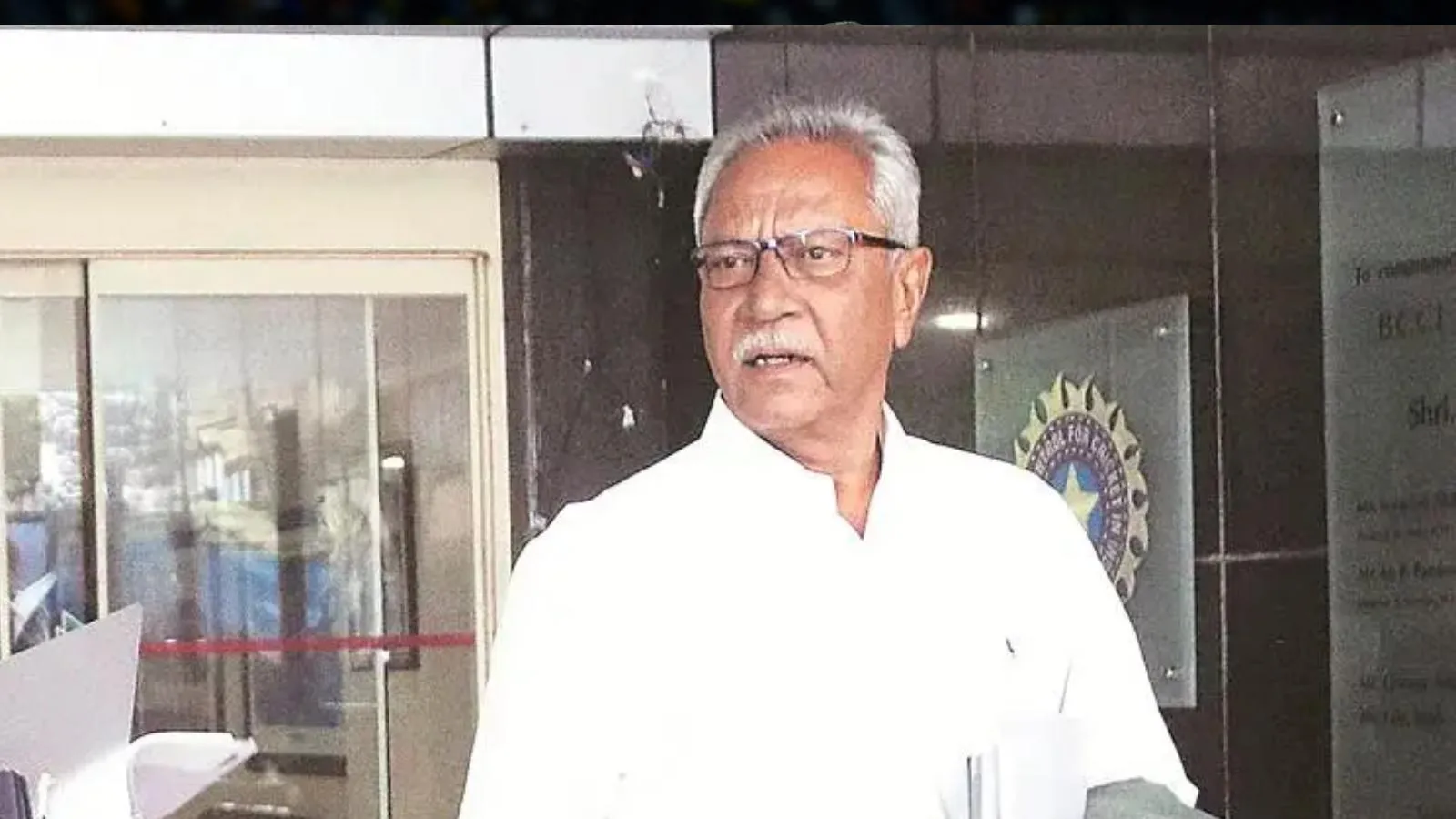 Anshuman Gaekwad is suffering from health issues [X]