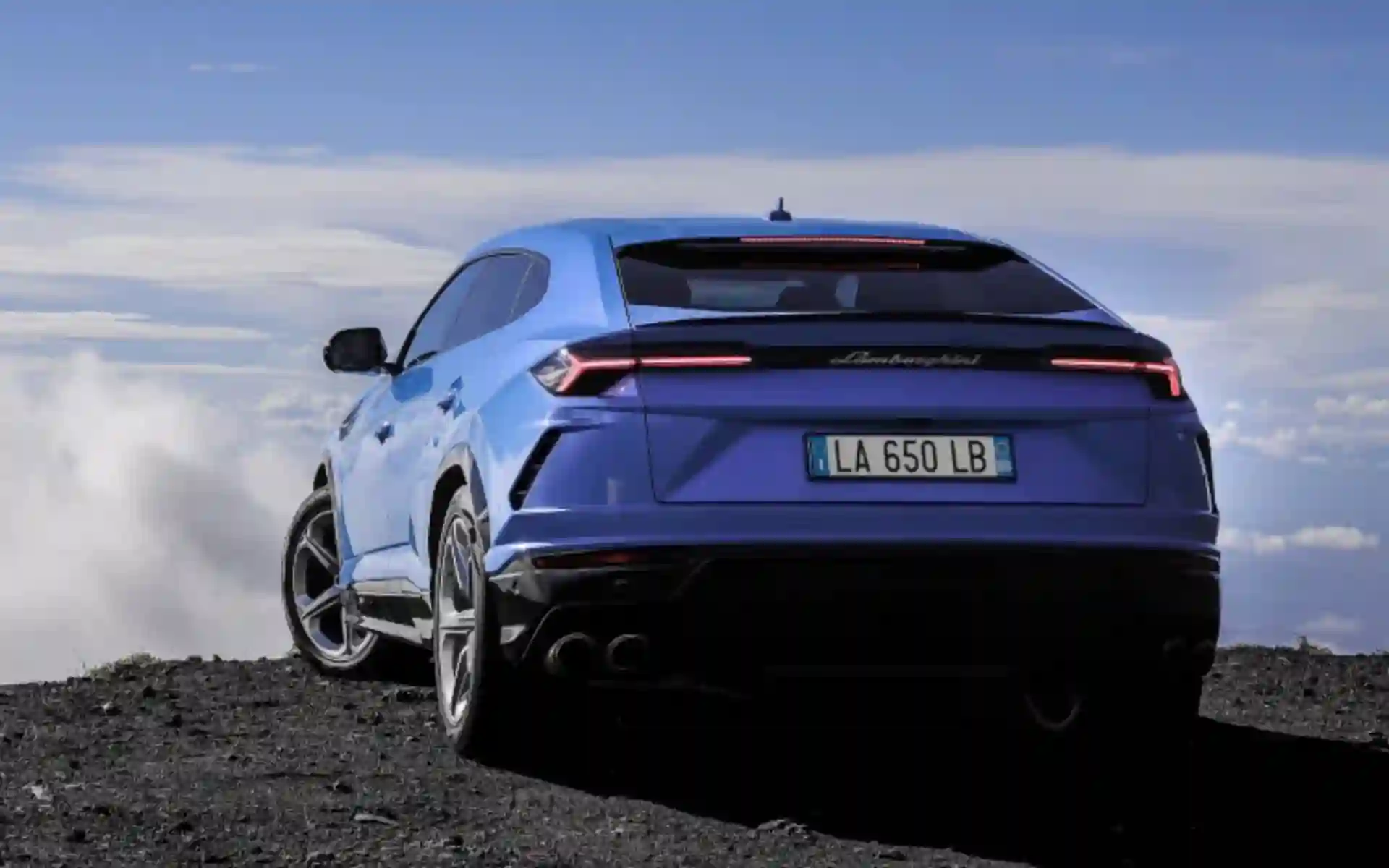 Rohit Sharma's prized possession is his Lamborghini Urus [lamb0rghini.com]