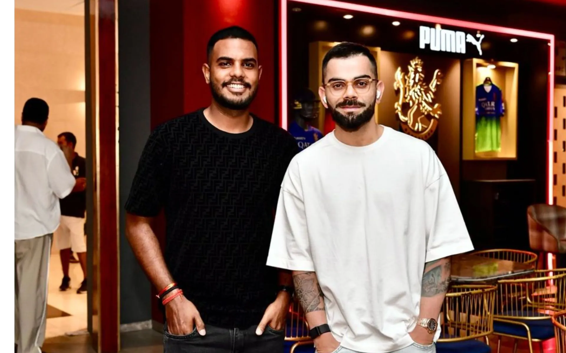 Yash Dayal shares a post with Virat Kohli [x.com]
