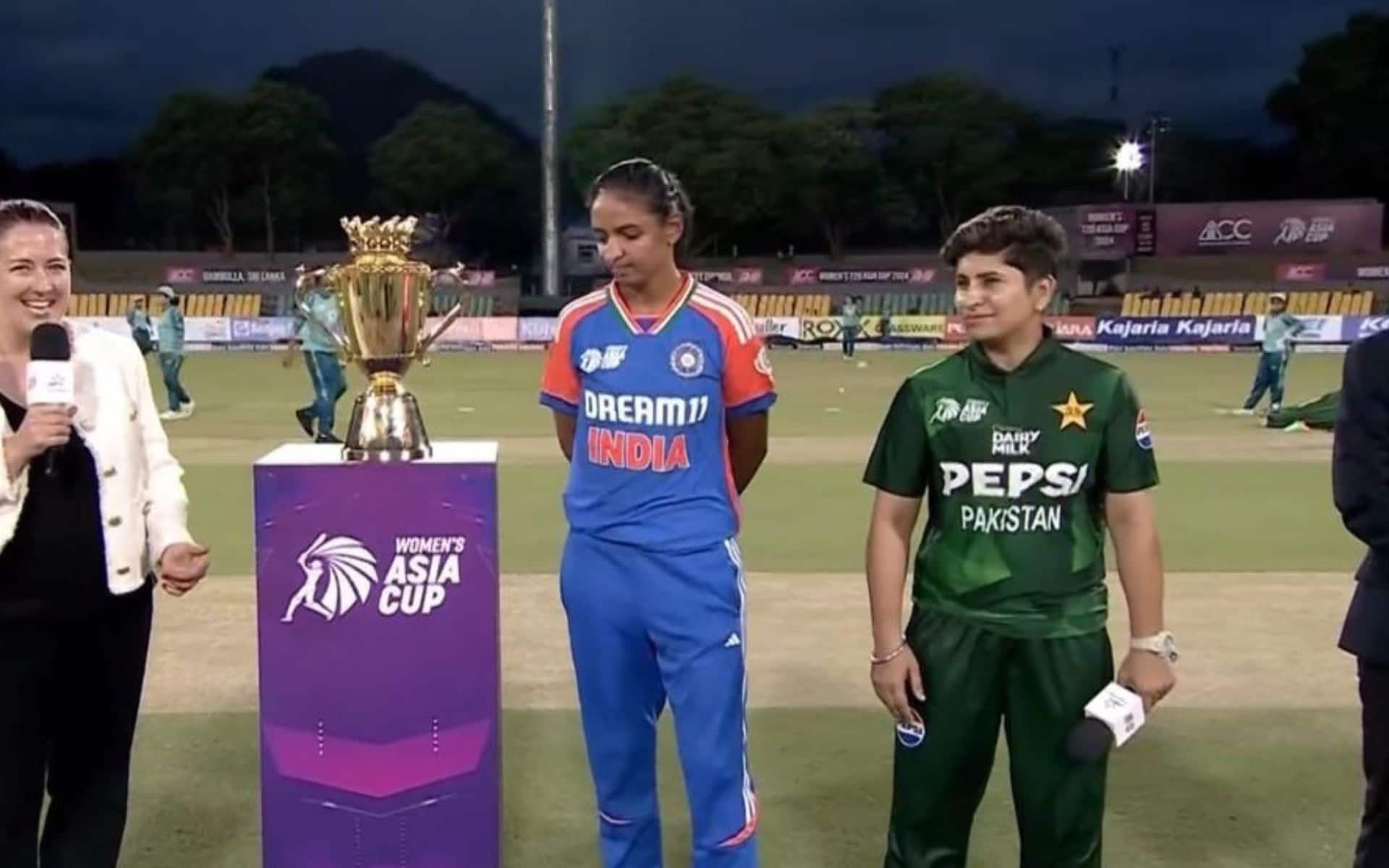 Harmanpreet Kaur and Nida Dar during the toss in India vs Pakistan match [X]