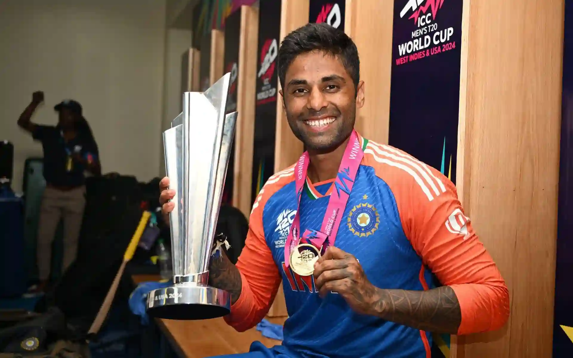 SKY holding the T20 World Cup 2024 trophy (X.com)