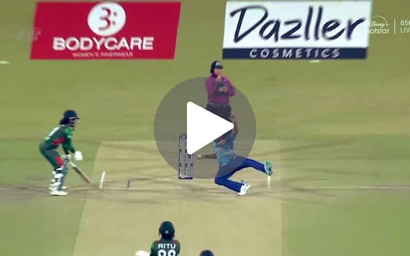 [Watch] SL Spinner's Caught And Bowled Reminds Of Virat Kohli's Dismissal In 2011 WC Final