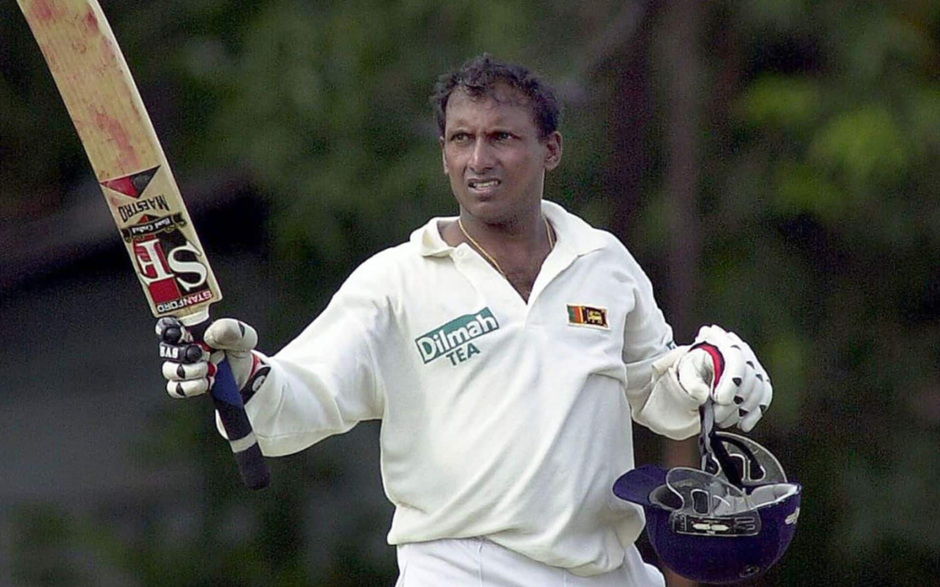 Aravinda de Silva scored 206 in the Colombo Test (x.com)