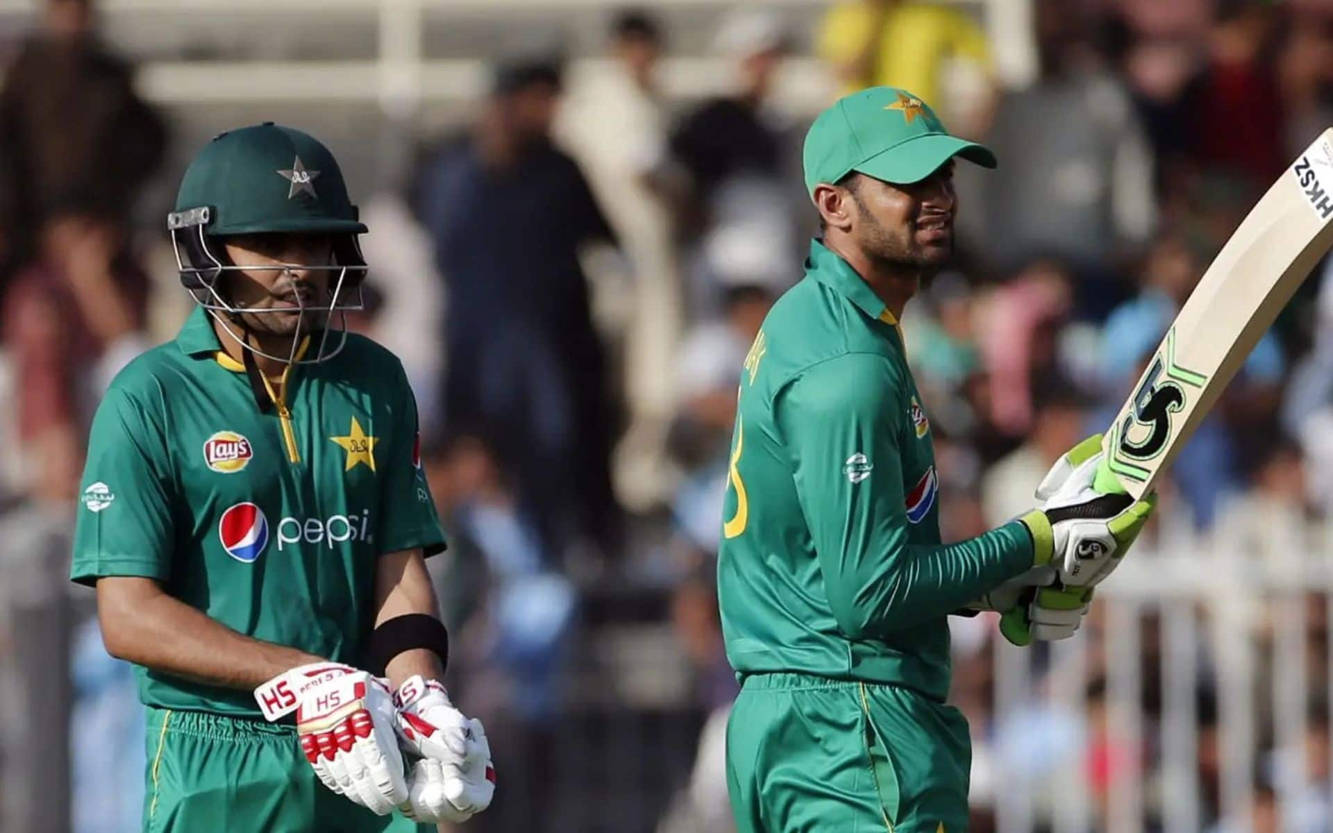 Babar Azam and Shoaib Malik batting together for Pakistan (x.com)