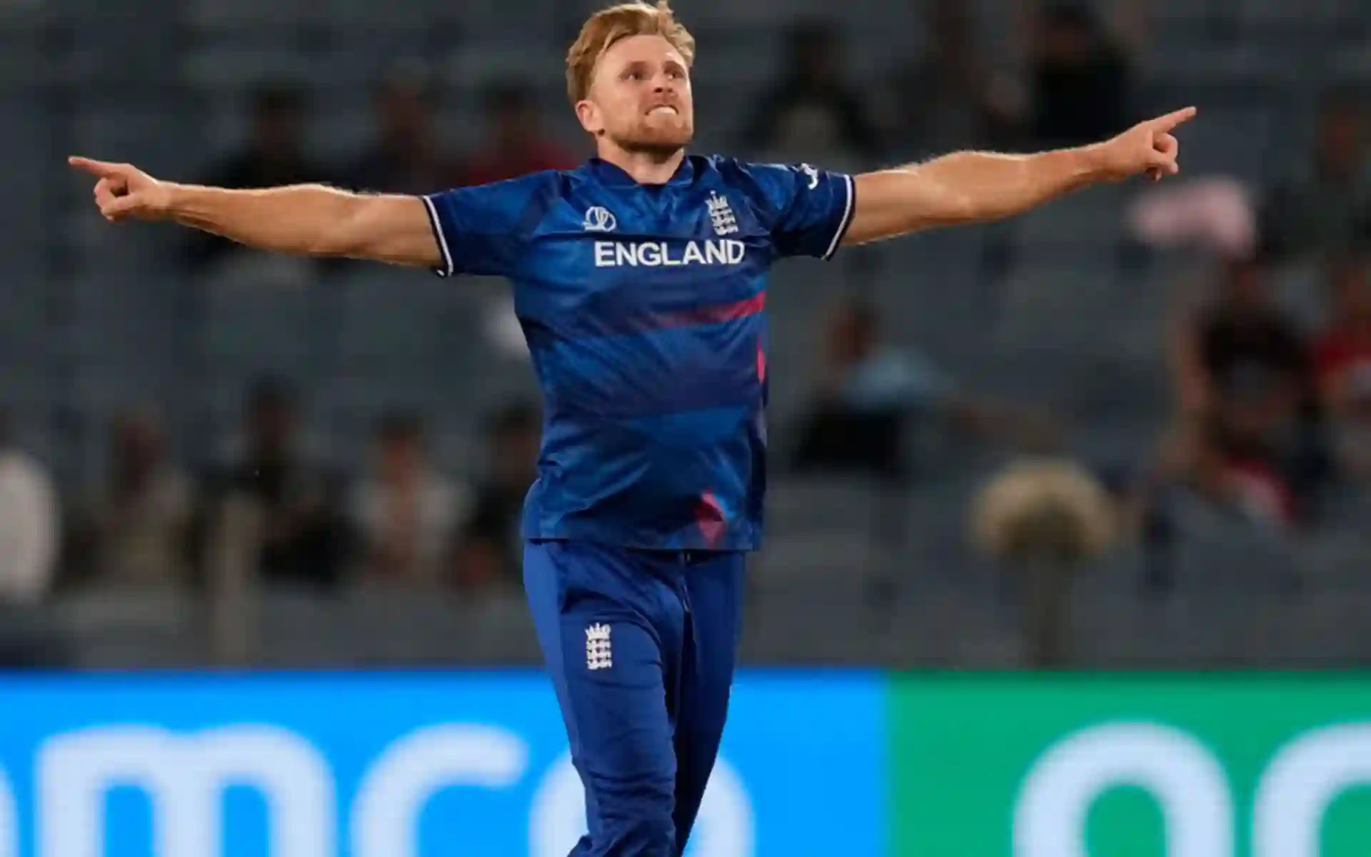 'England Give Him A Contract': Twitter Goes Berserk As EX-RCBian Bowls A Destructive Spell