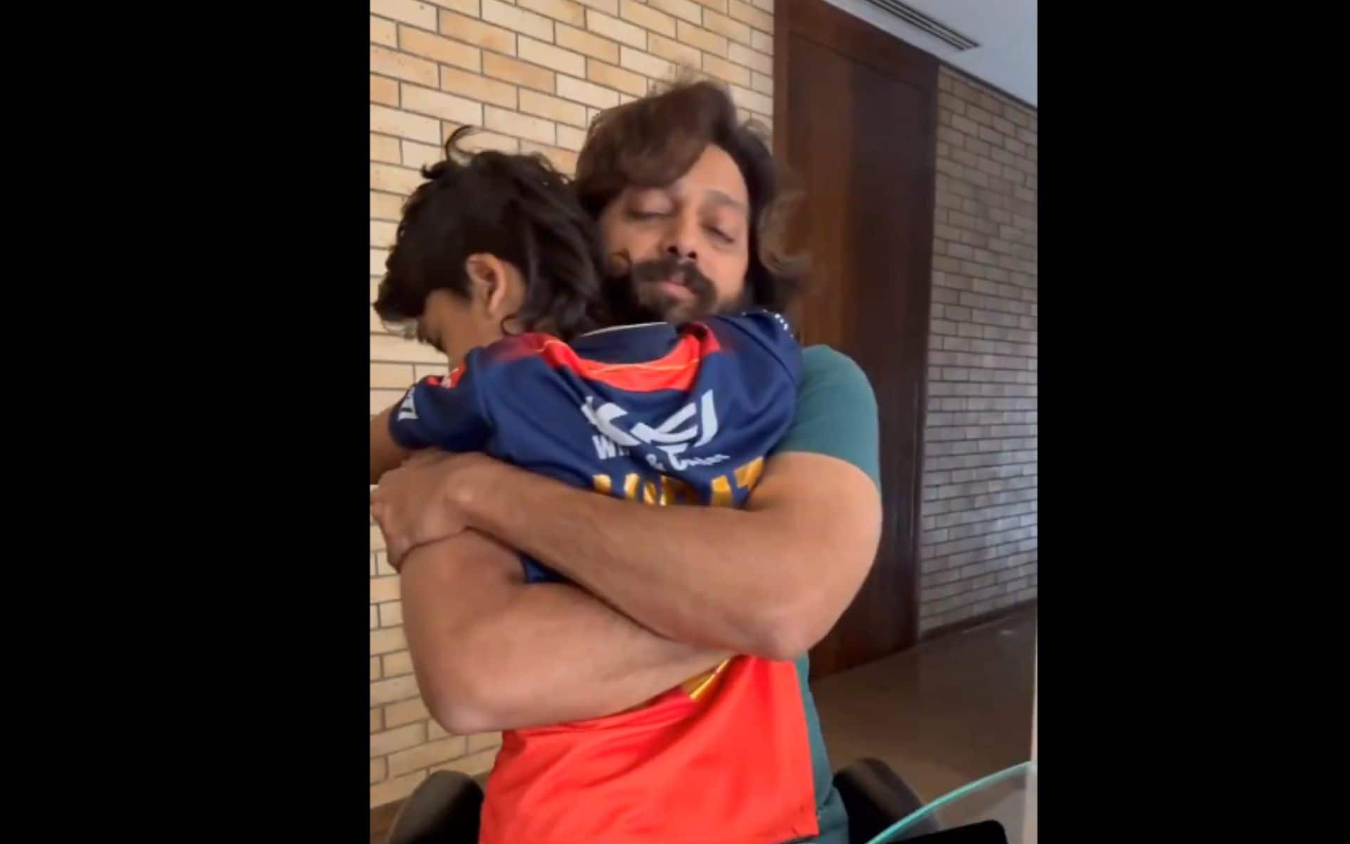 'But Baba, It's Virat Kohli': Riteish Deshmukh Reveals His Son Being A Loyal RCB Fan