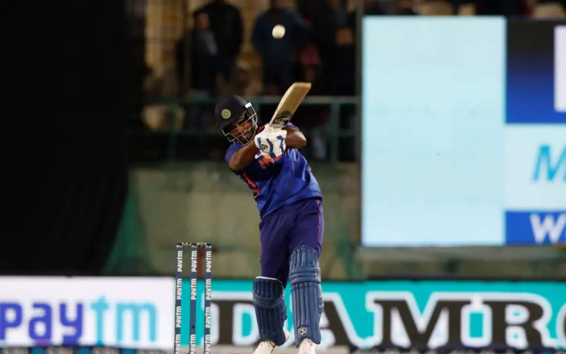 Sanju Samson with a straight six (X.com)