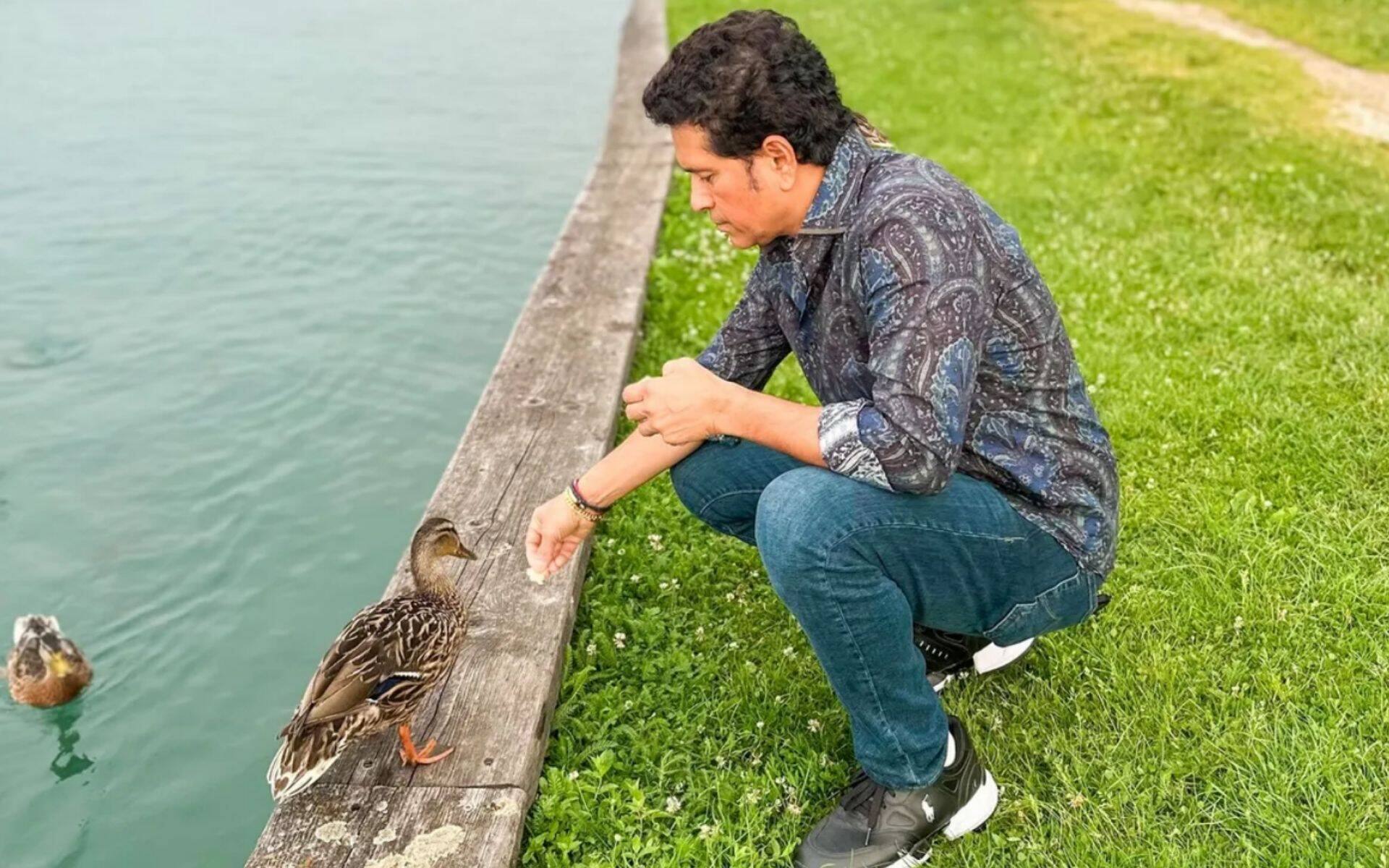 Sachin Tendulkar with ducks (X.com)