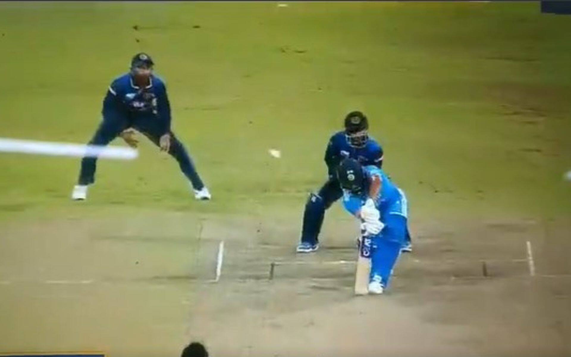 Shreyas Iyer was caught plumbed in front (x.com)