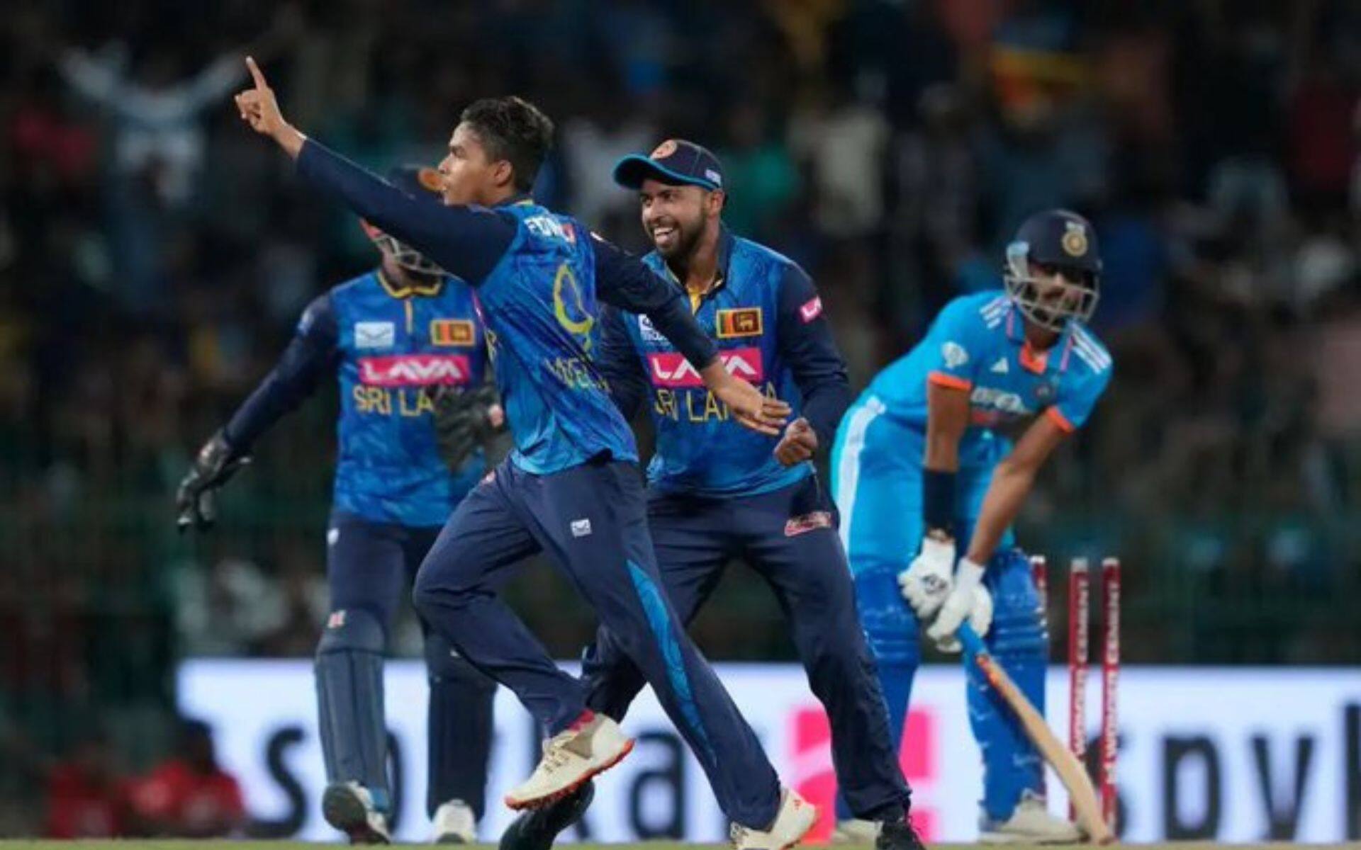 Dunith Wellalage celebrates after dismissing Axar Patel (Twitter)