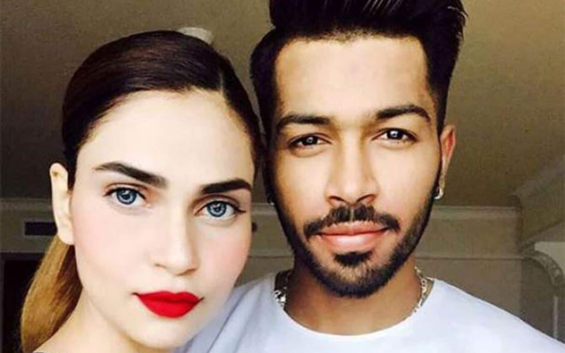 Hardik Pandya with Lisha Sharma (x.com)