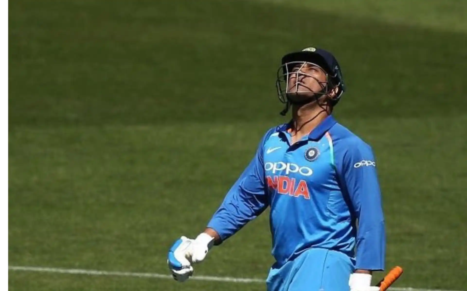 MS Dhoni playing for India [X]