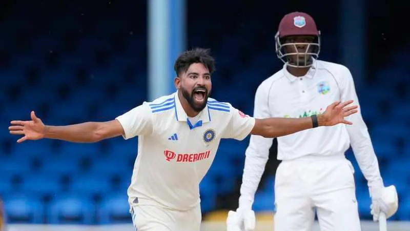 Siraj will be one of the beneficiaries from Morkel's arrival [X]
