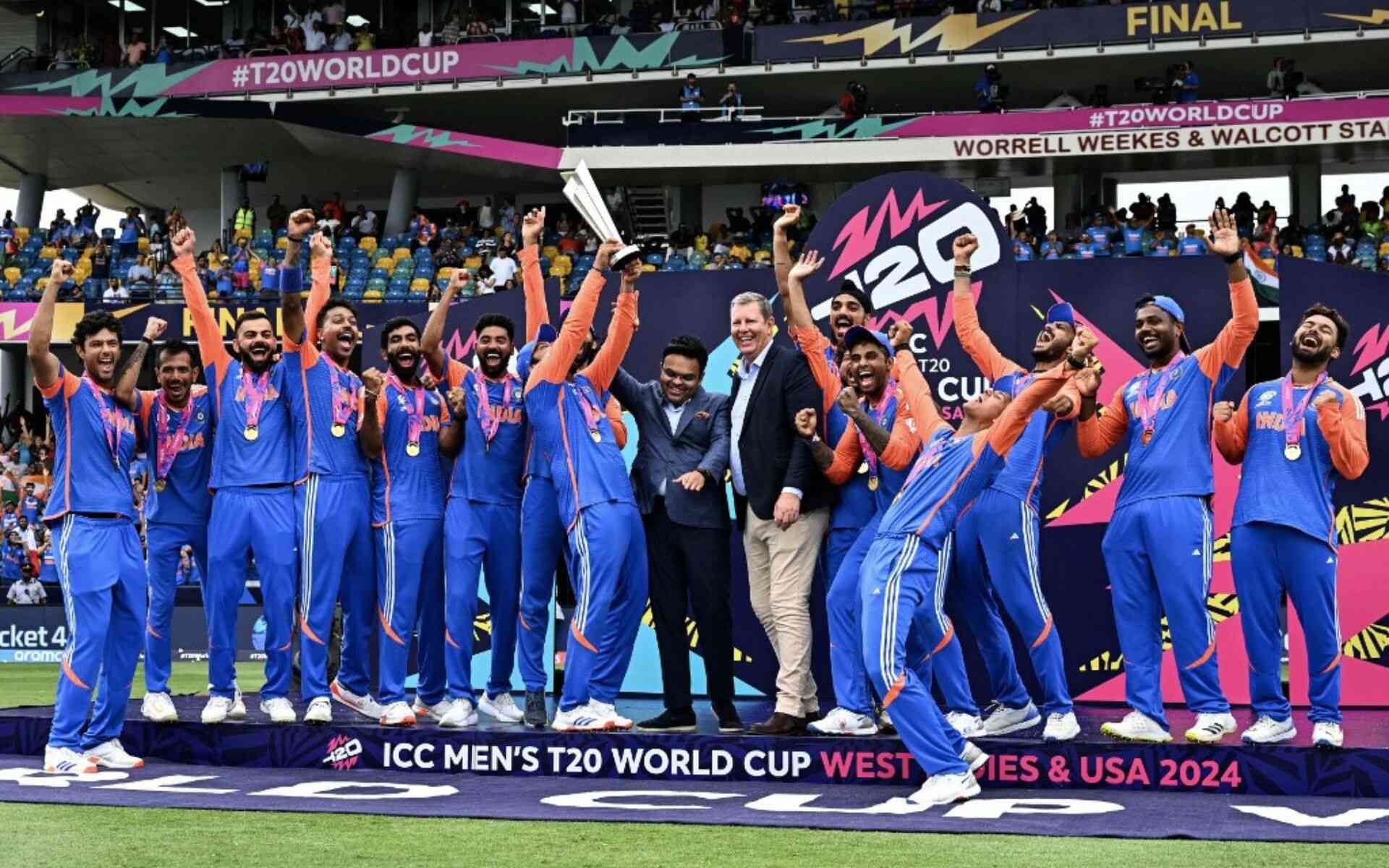 Indian team with T20 World Cup trophy (X.com)