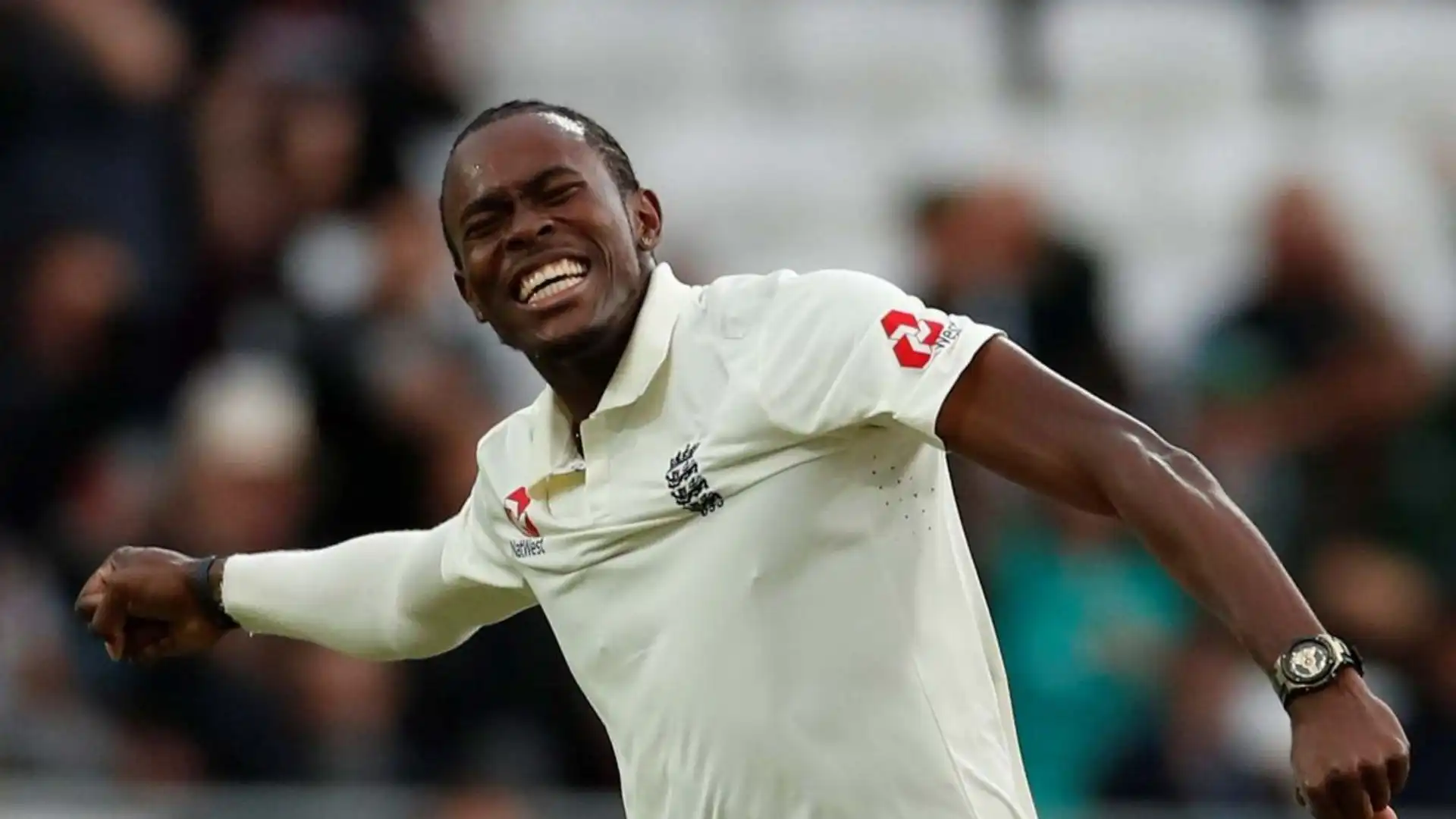 Jofra Archer recorded his 1st Test fifer OTD in 2019 [X]