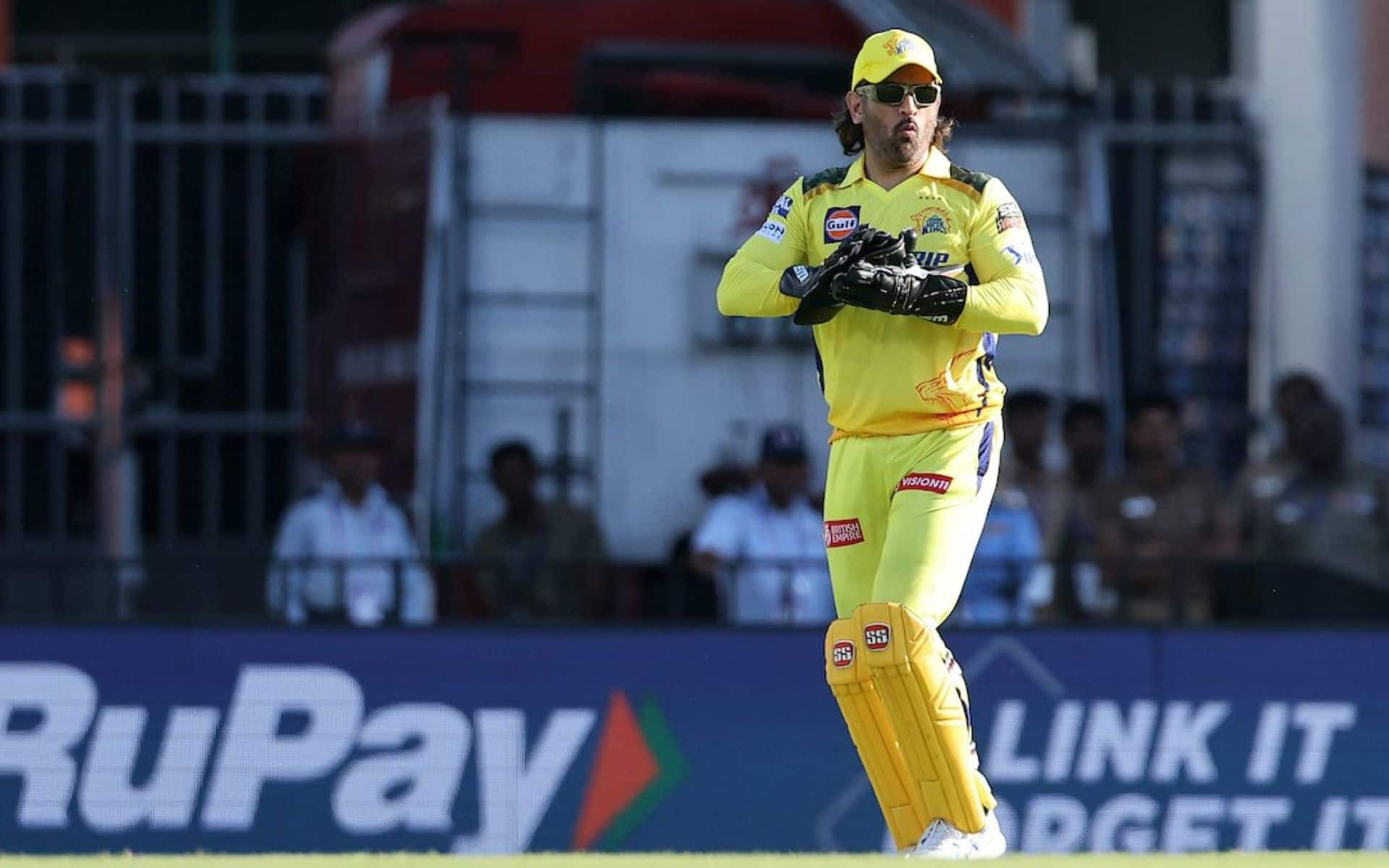 Suresh Raina wants MS Dhoni to play IPL 2025 [X.com]