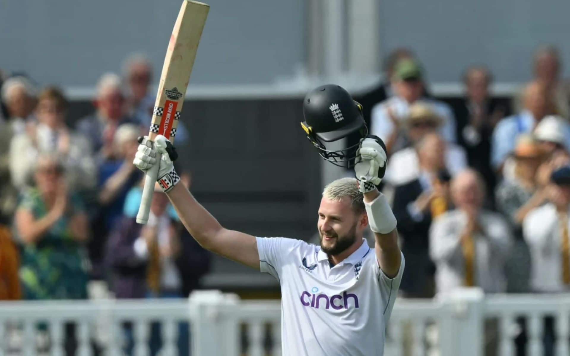 Gus Atkinson celebrating his century (x.com)