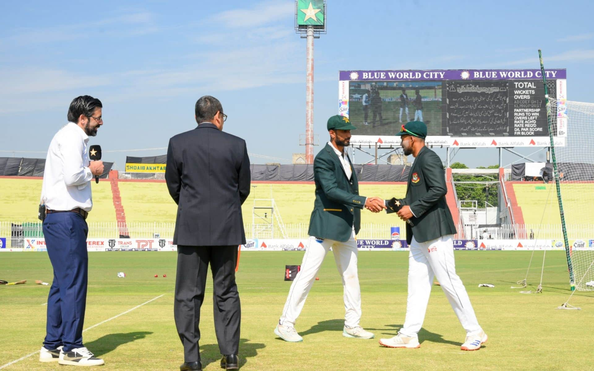 Shan Masood and Najmul Hossain Shanto during the toss of the 2nd Test [X]