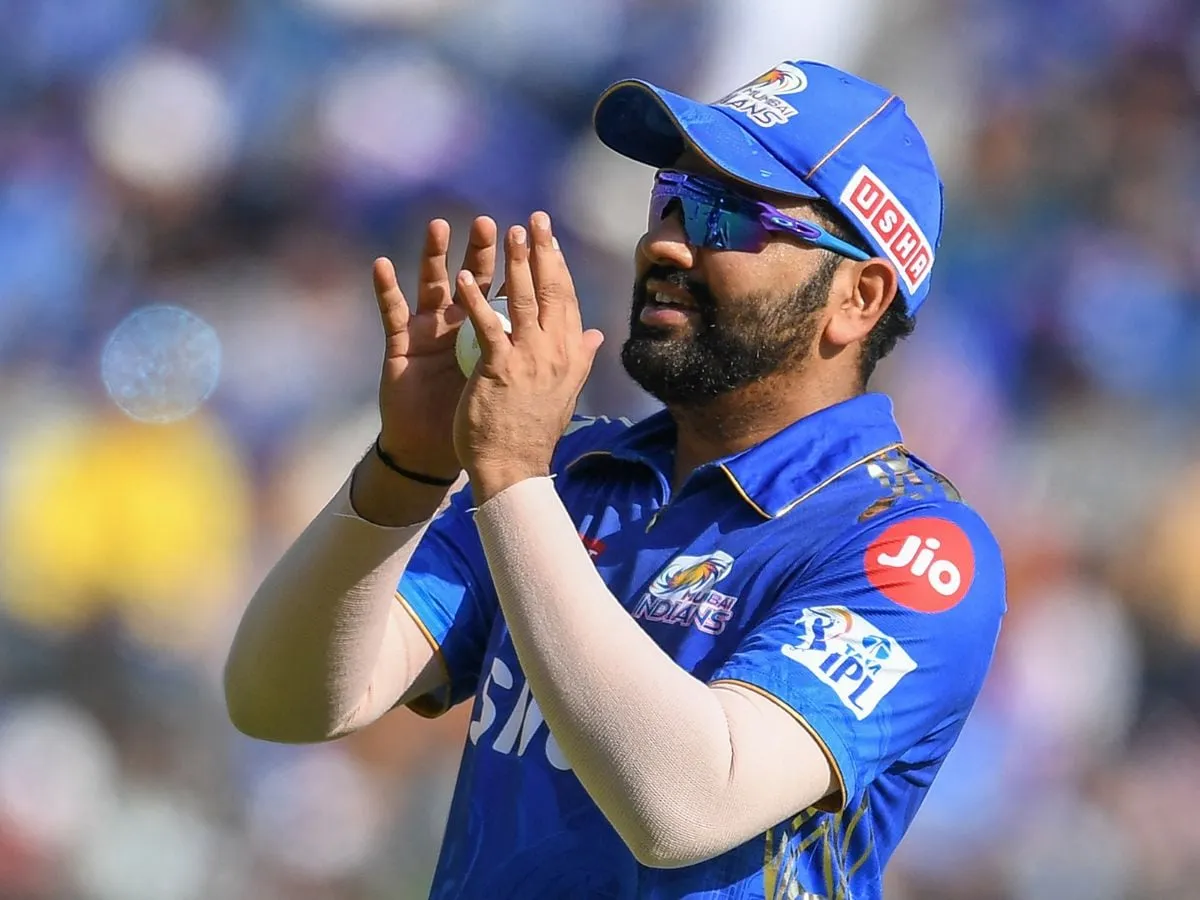 Rohit Sharma likely to exit Mumbai Indians [x]
