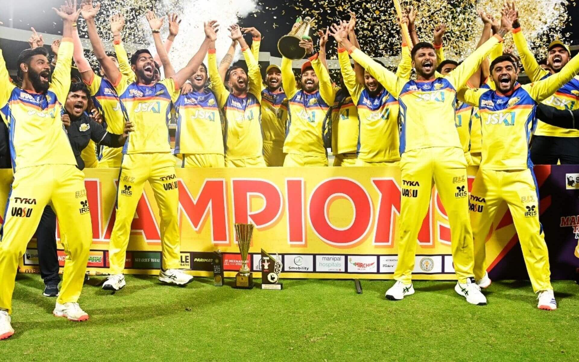 Mysore Warriors after winning the Maharaja Trophy 2024 [X]