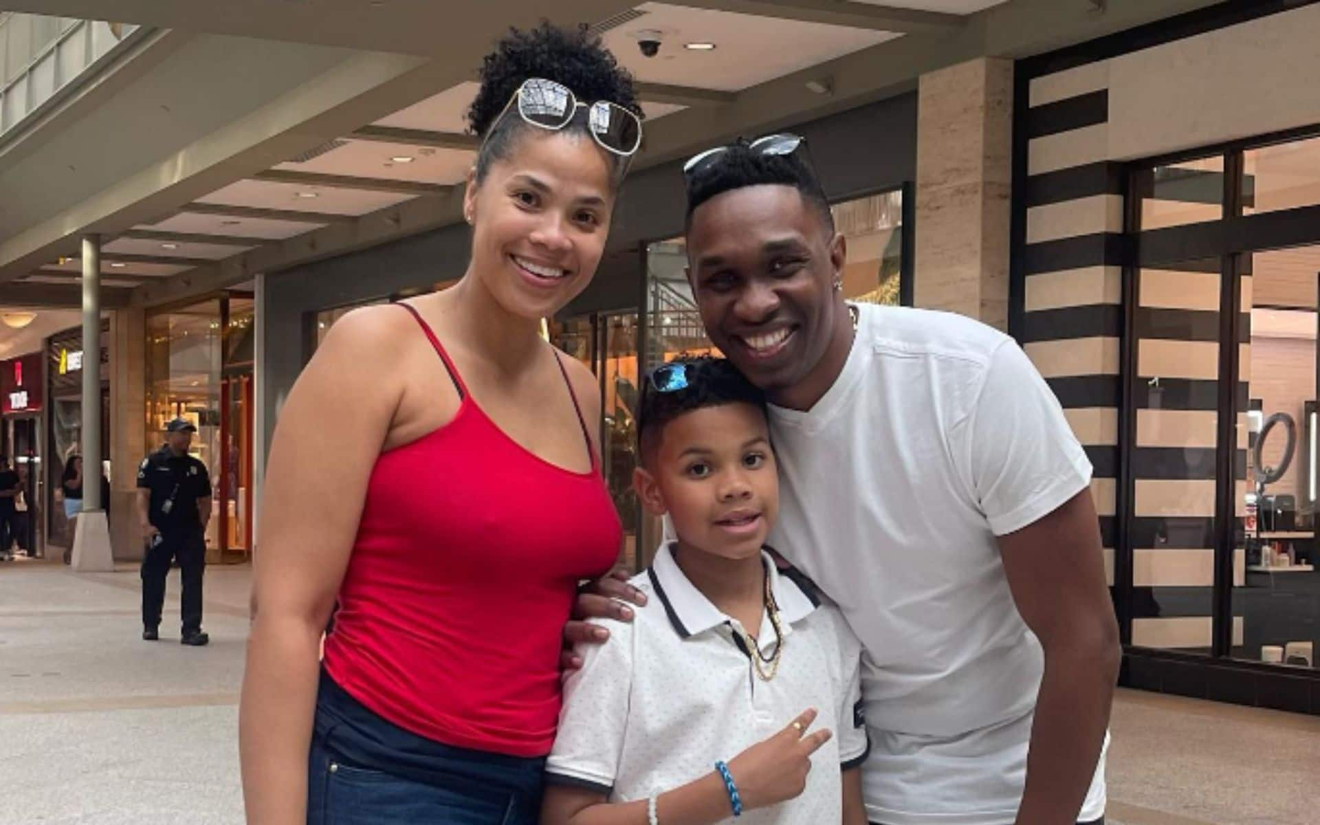 Dwayne Bravo with his son Dwade Bravo and his mother Josanna Khita Gonsalves (Instagram)