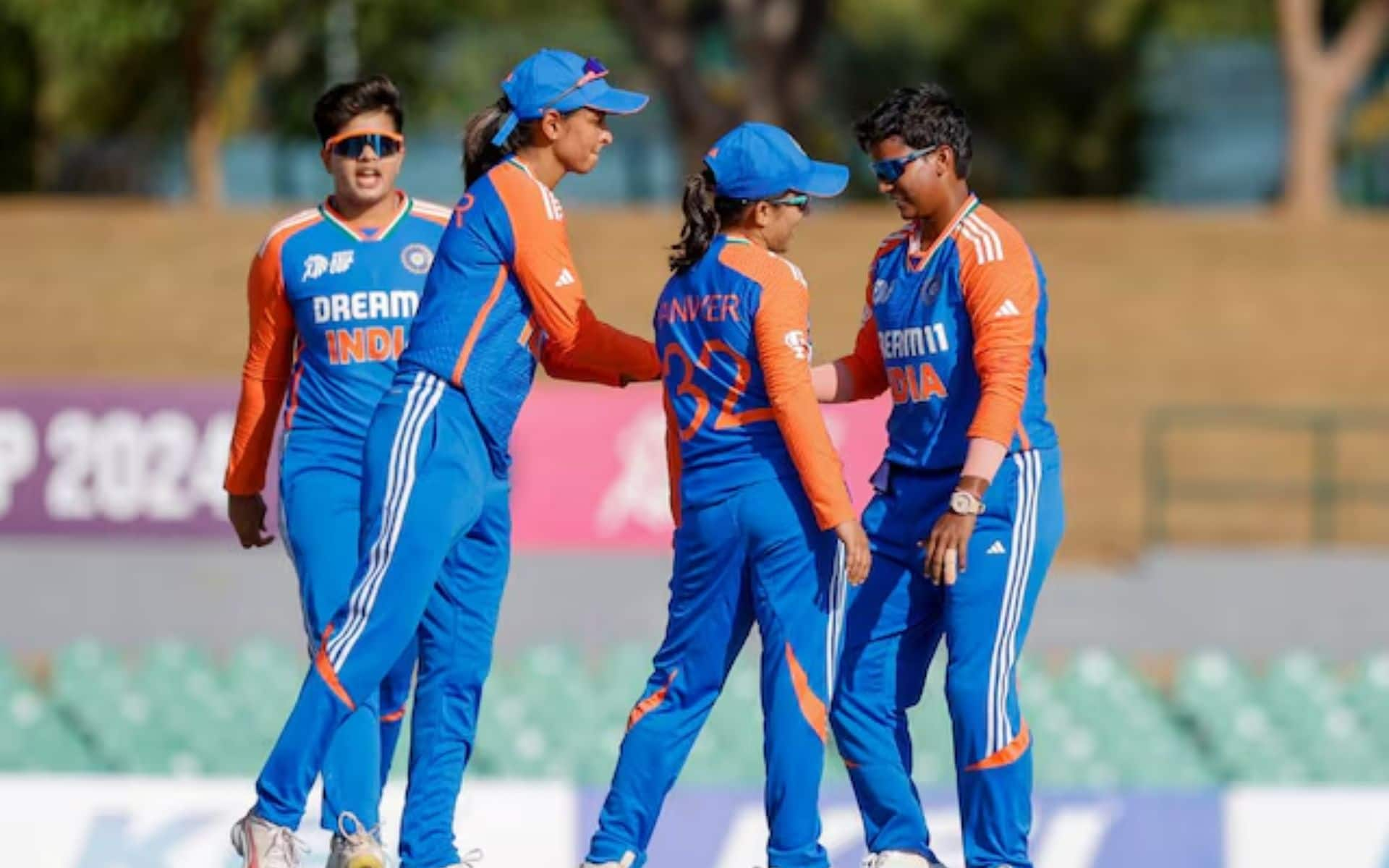 India Women's cricket team (X)