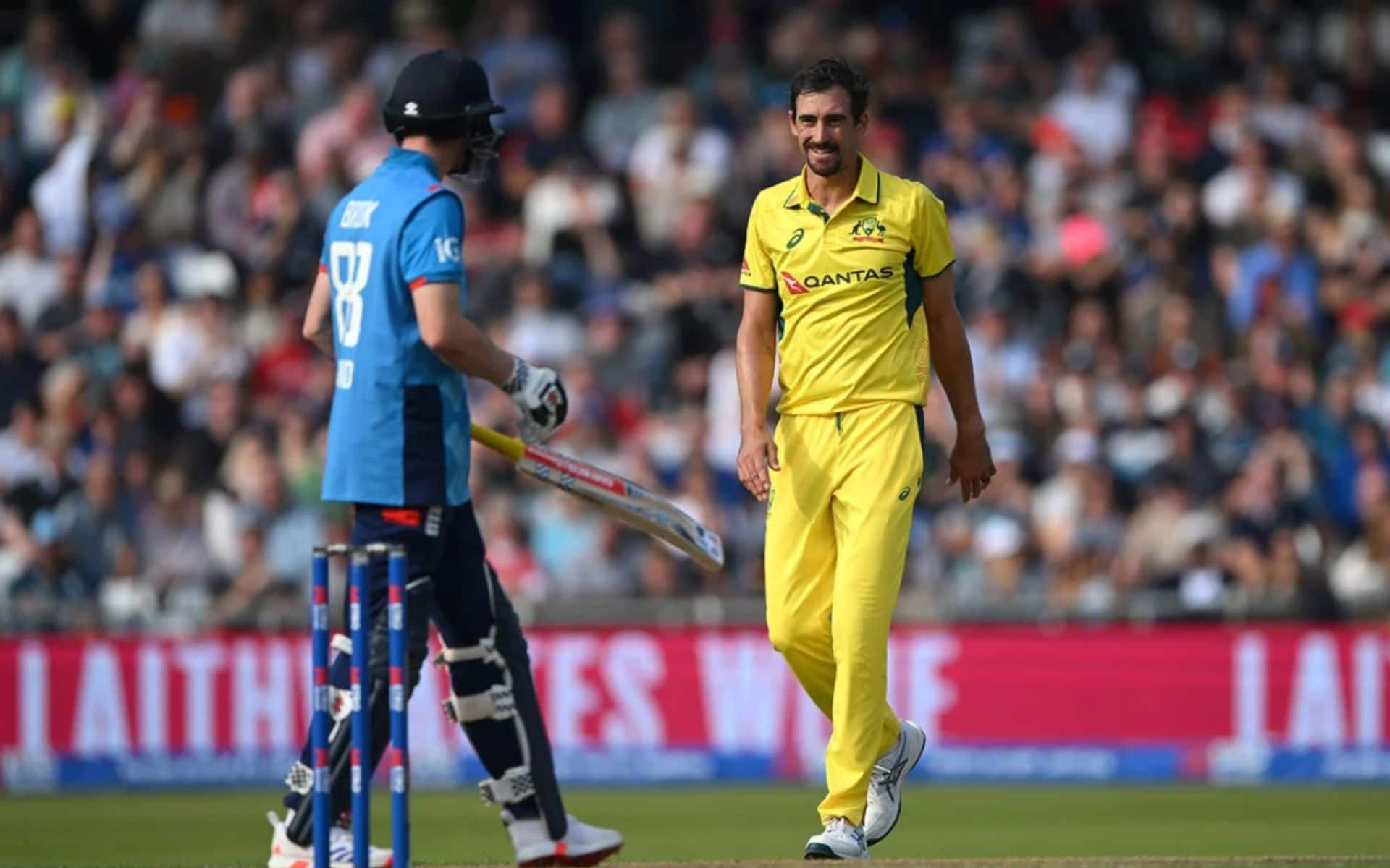 ENG vs AUS 2nd ODI Match Highlights: Marsh, Carey Fifties; Starc’s Thunderbolts Take AUS 2-0 Up