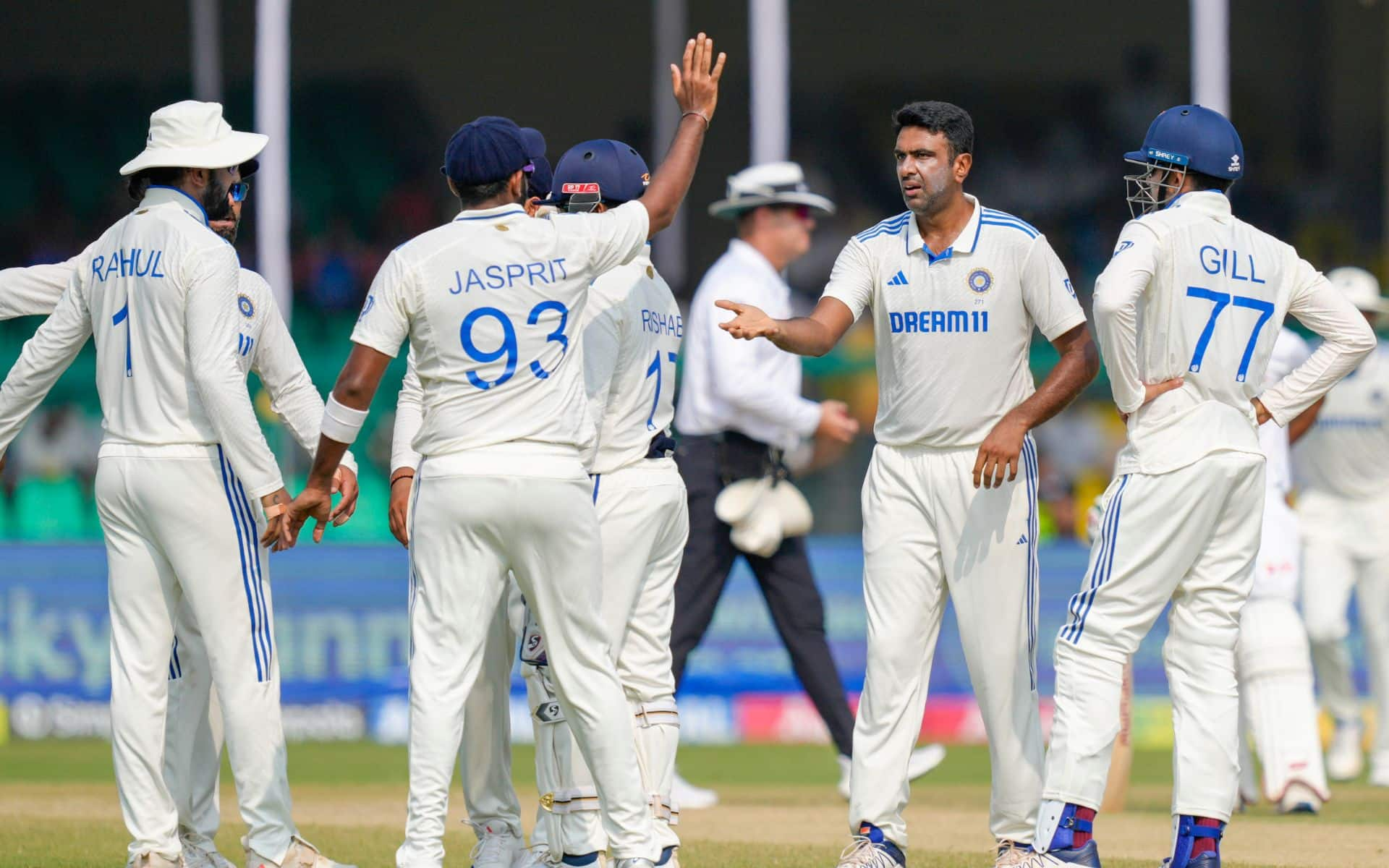 Indian players celebrating Bangladesh's wicket (Source: PTI)