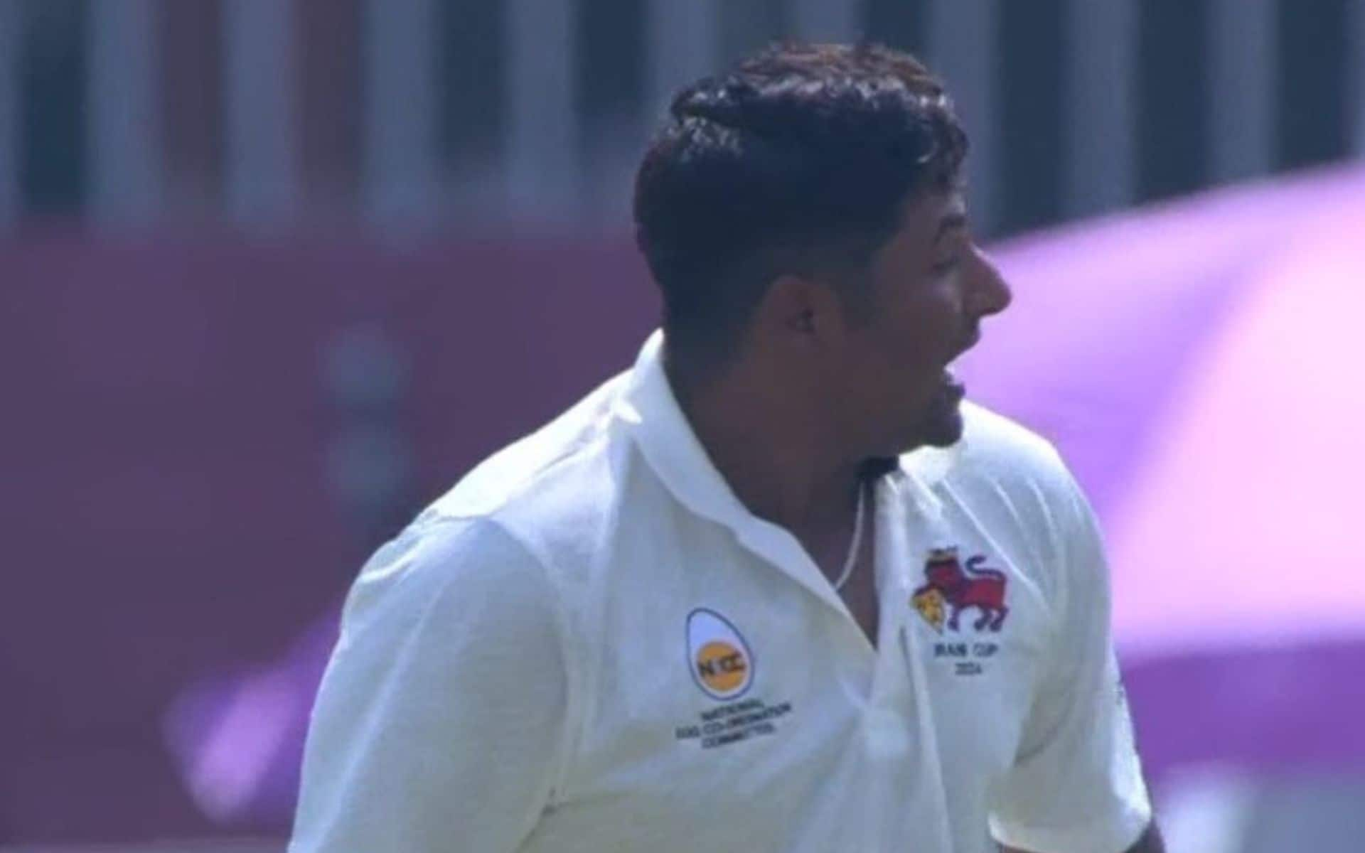 3 Reasons Why Sarfaraz Khan Is Perfect Fit In The Current Indian Test Playing XI